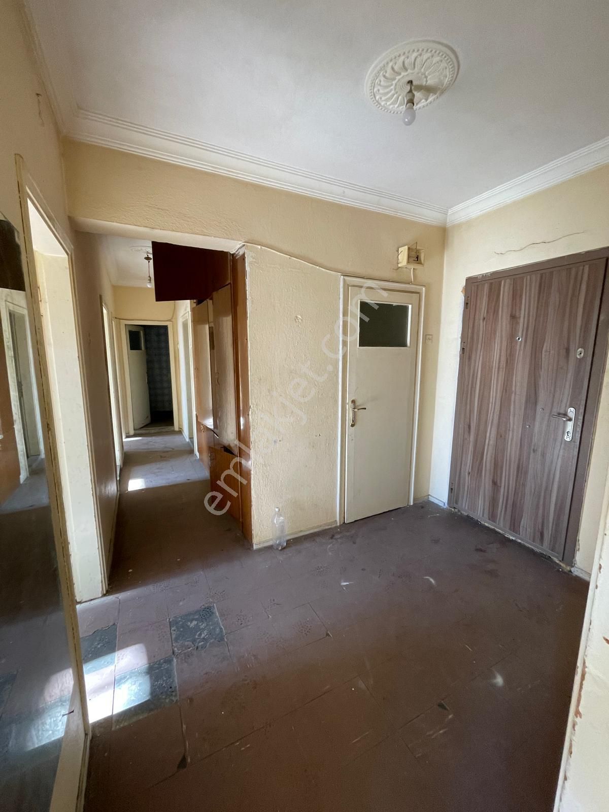 Afyon Üçok Emlaktan Dumlupınar Mah Satılık 2+1 Fırsat Daire - Görsel 5