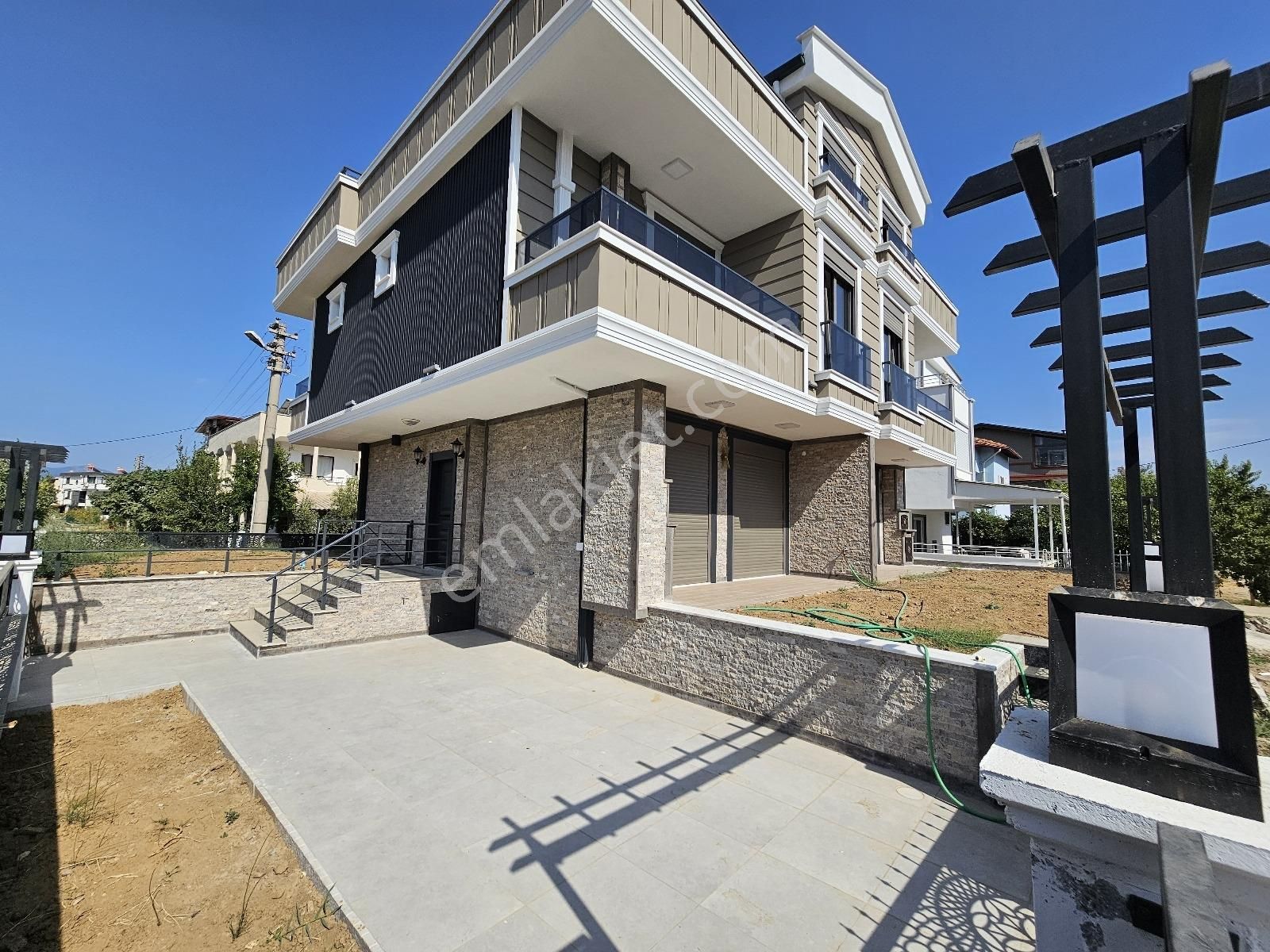 Eu Gayrimenkulden Şömineli Denize Yakın 4+1 Villa - Görsel 34