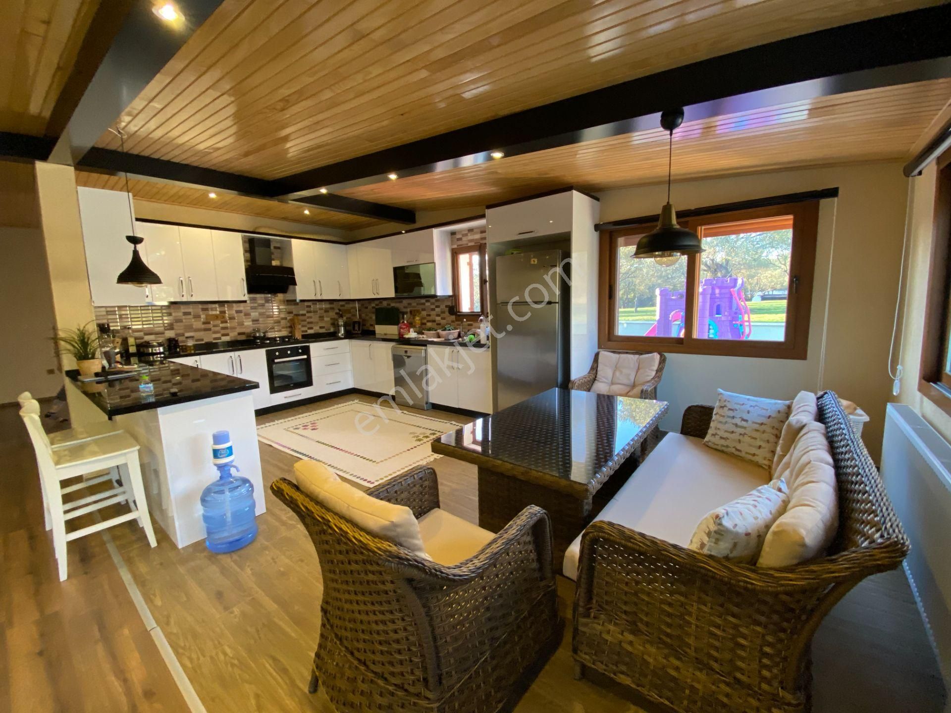 Türkiye Balıkesir Ayvalık Ta Satılık 10,275 Metre Karedir Arsa. - Görsel 11