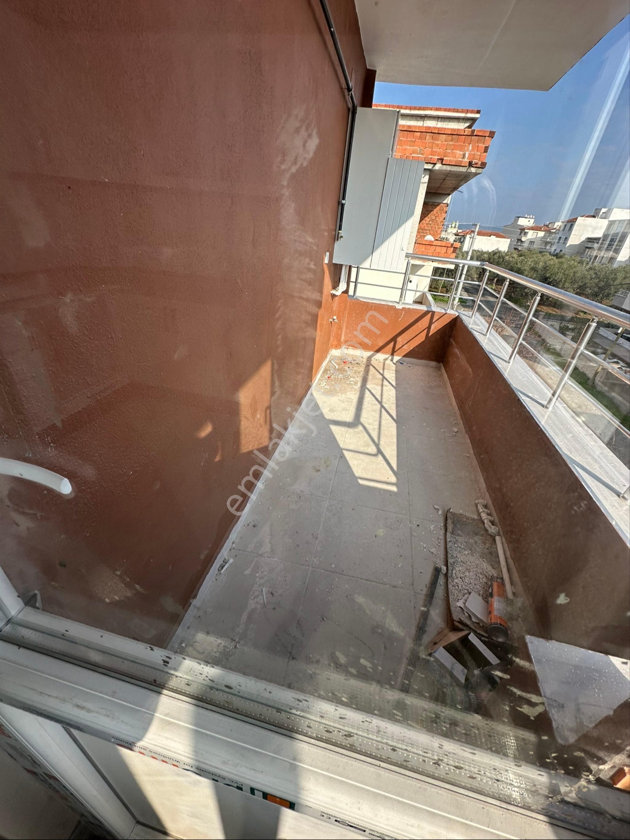 Cumhuriyette Satılık Hesaplı Ara Kat - Görsel 7