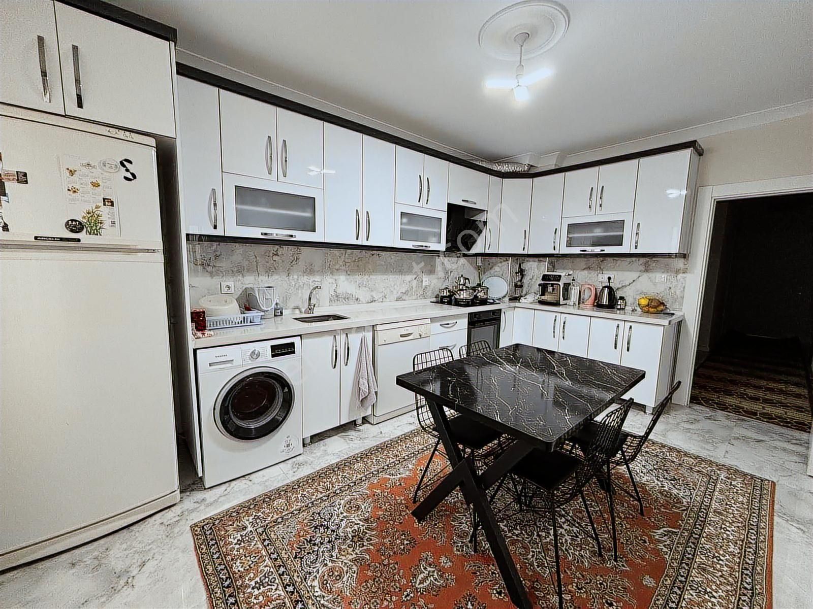 Mezalim Kiraz Karşısı Migros Yakını 3+1 Satılık Daire