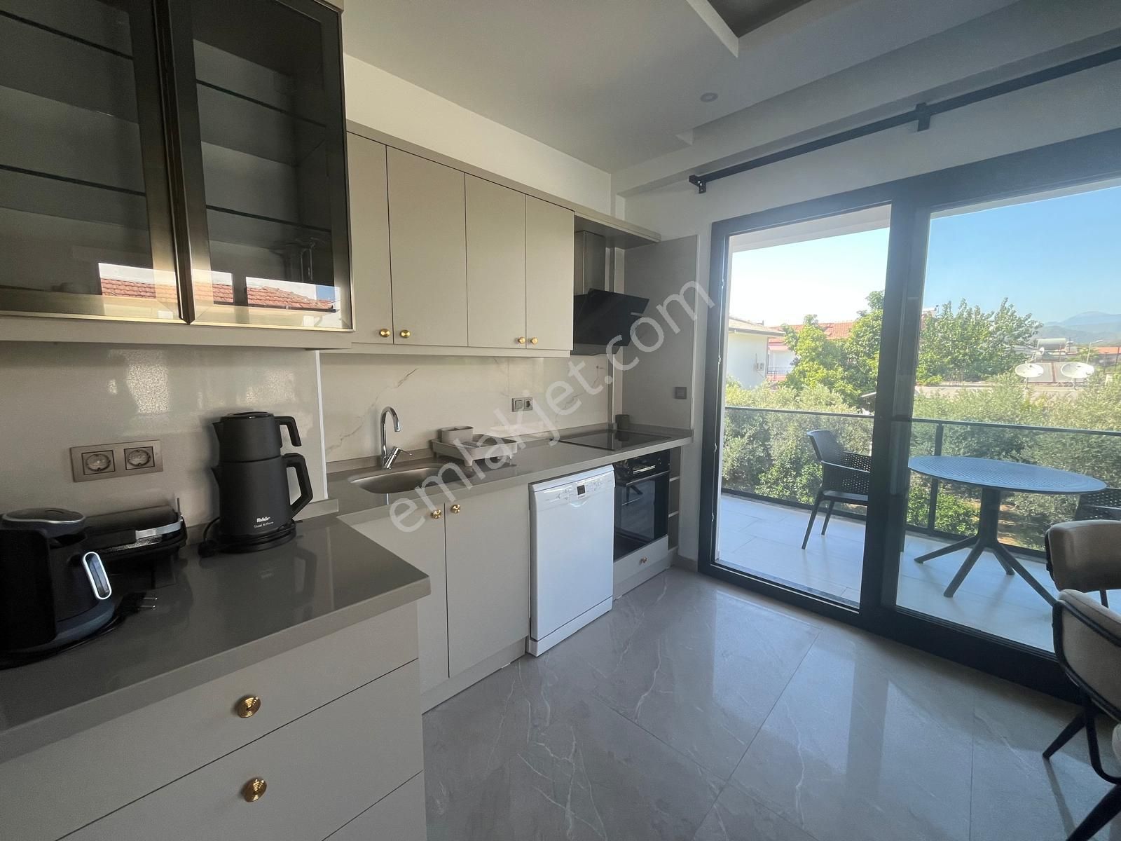 Goldhouse Dan Kiralık Daire Havuzlu Sıfır Lüks Eşyalı 2+1 - Görsel 8