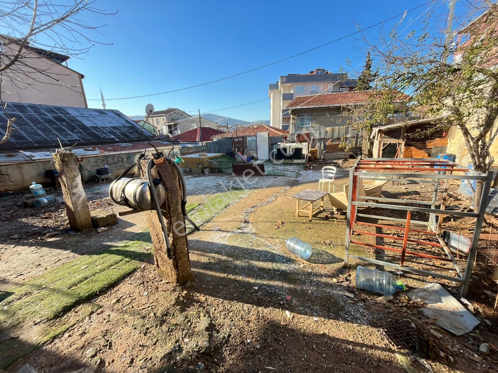 Ahmet Yesevi'de Konut İmarlı Tek Tapulu 205m Satılık Arsa - Görsel 5