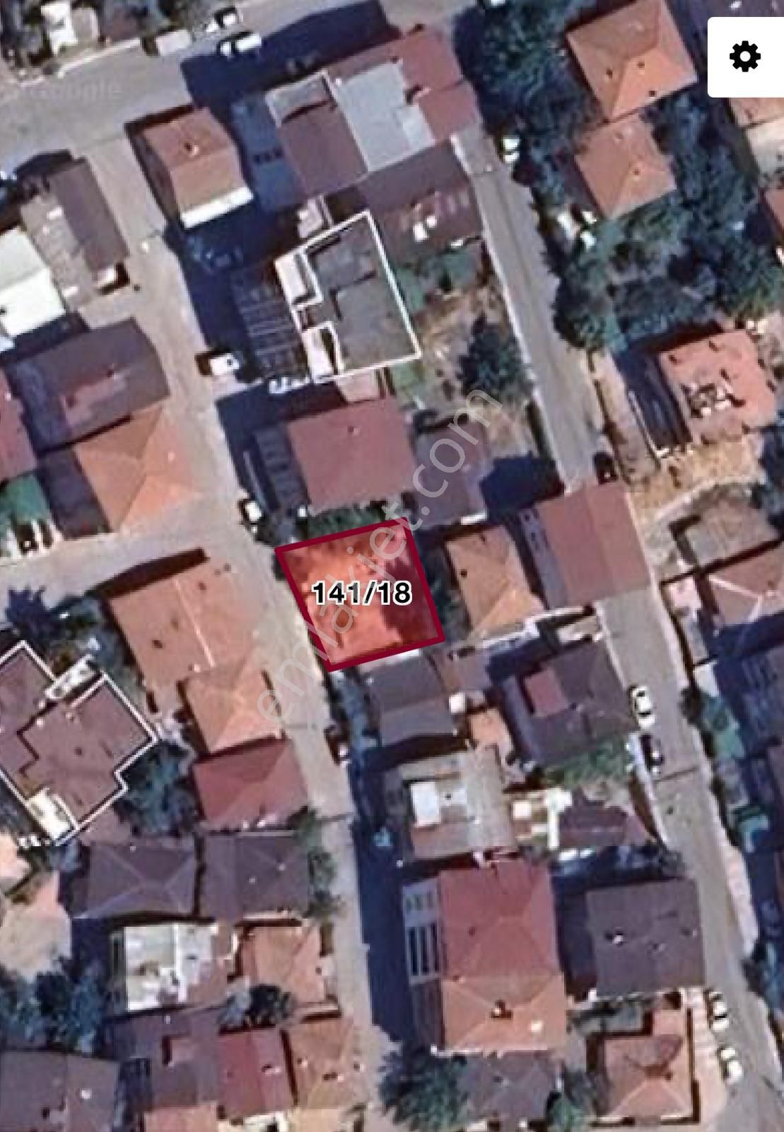 Ahmet Yesevi'de Konut İmarlı Tek Tapulu 205m Satılık Arsa