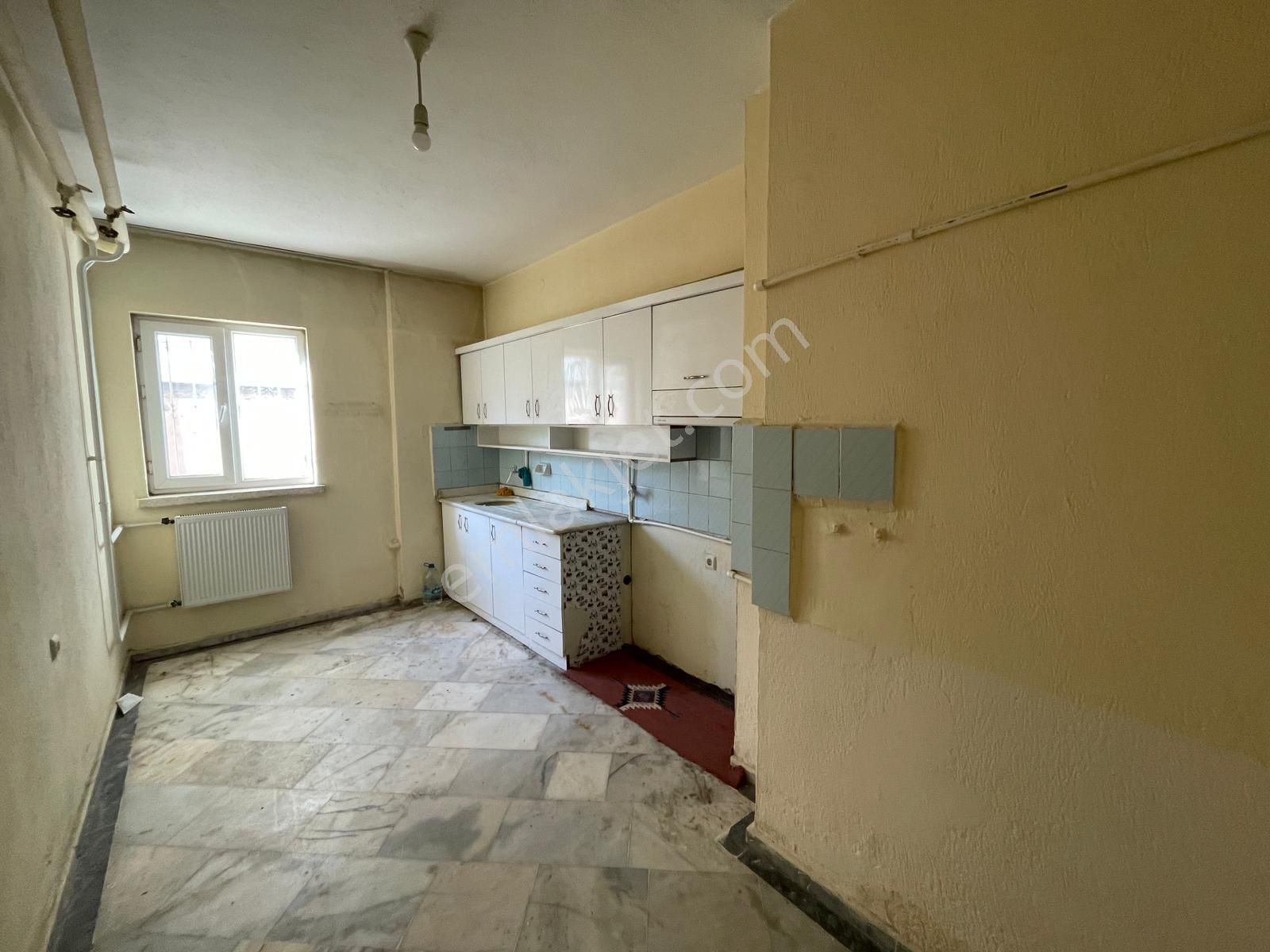 Afyon Üçok Emlaktan Dumlupınar Mah Fırsat 2+1 Mesken Tapulu Kelepir Daire - Görsel 9