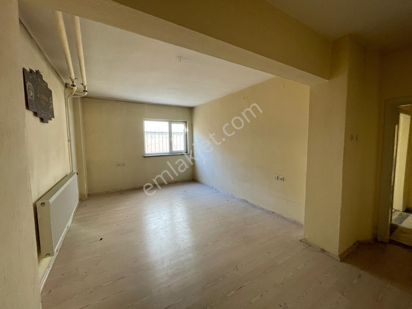 Afyon Üçok Emlaktan Dumlupınar Mah Fırsat 2+1 Mesken Tapulu Kelepir Daire - Görsel 13