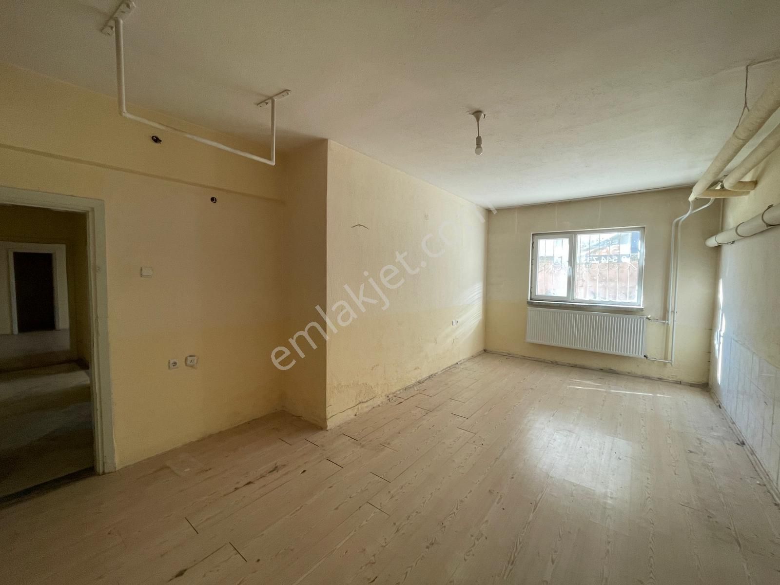 Afyon Üçok Emlaktan Dumlupınar Mah Fırsat 2+1 Mesken Tapulu Kelepir Daire - Görsel 14