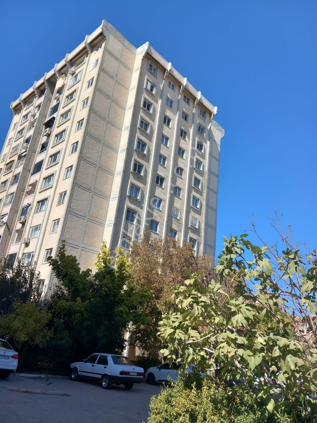 Karataş 2nci Bölge Şahintepe Tokilerde Satlik 3+1 Daire