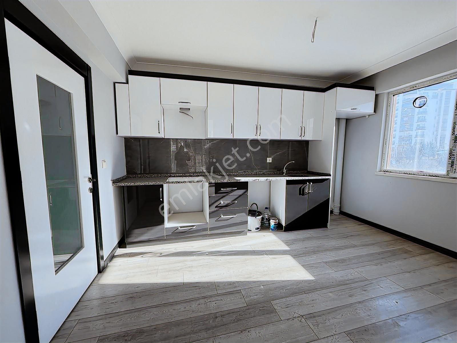 ▄vega▄boğaziçi Mahallesi Cadde Üzeri Sıfır Yapılı 3+1 Daire