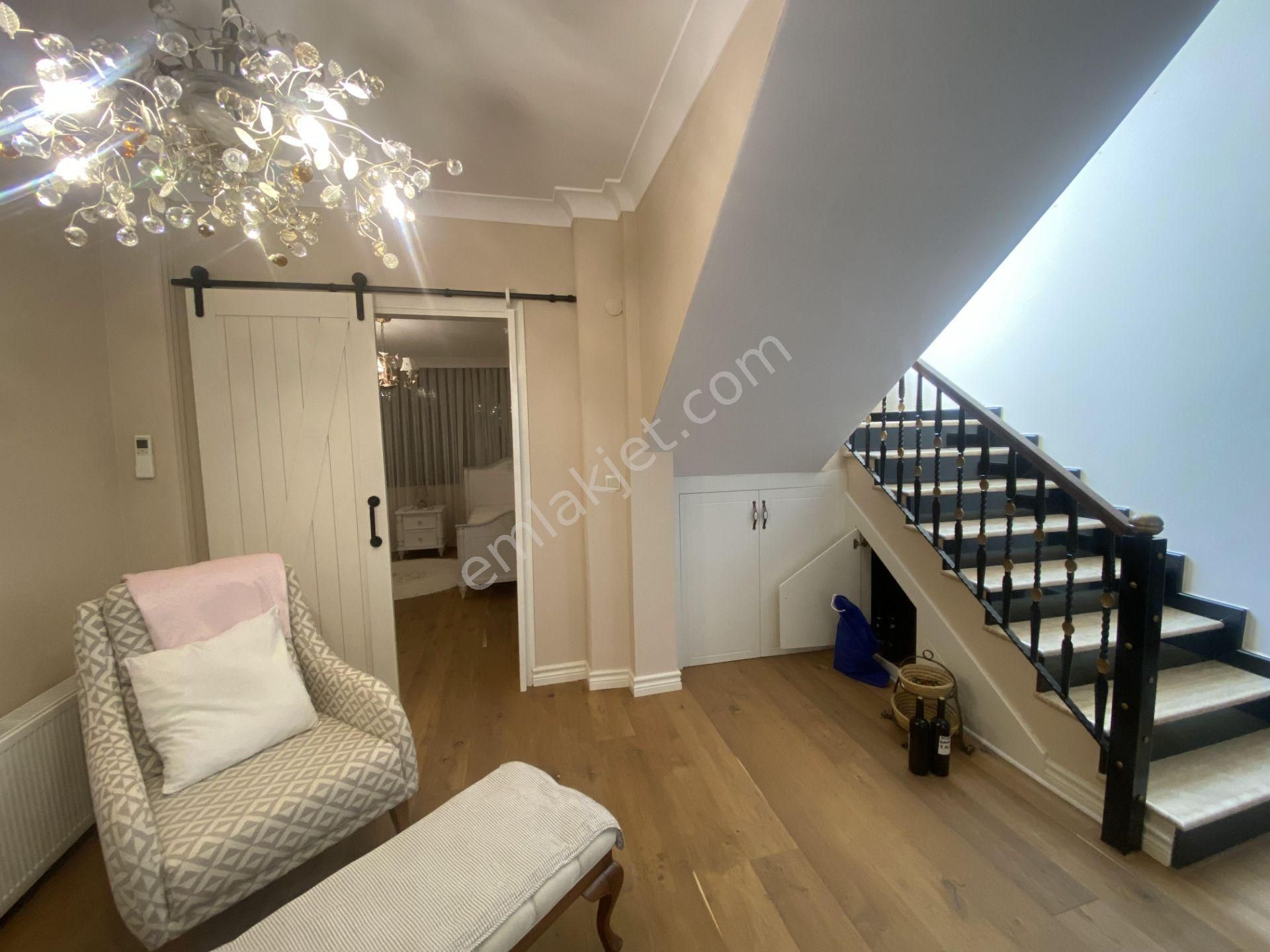 Balıkesir Ayvalık Ta Satılık Villa.denize 80 Metre Mesafede - Görsel 6