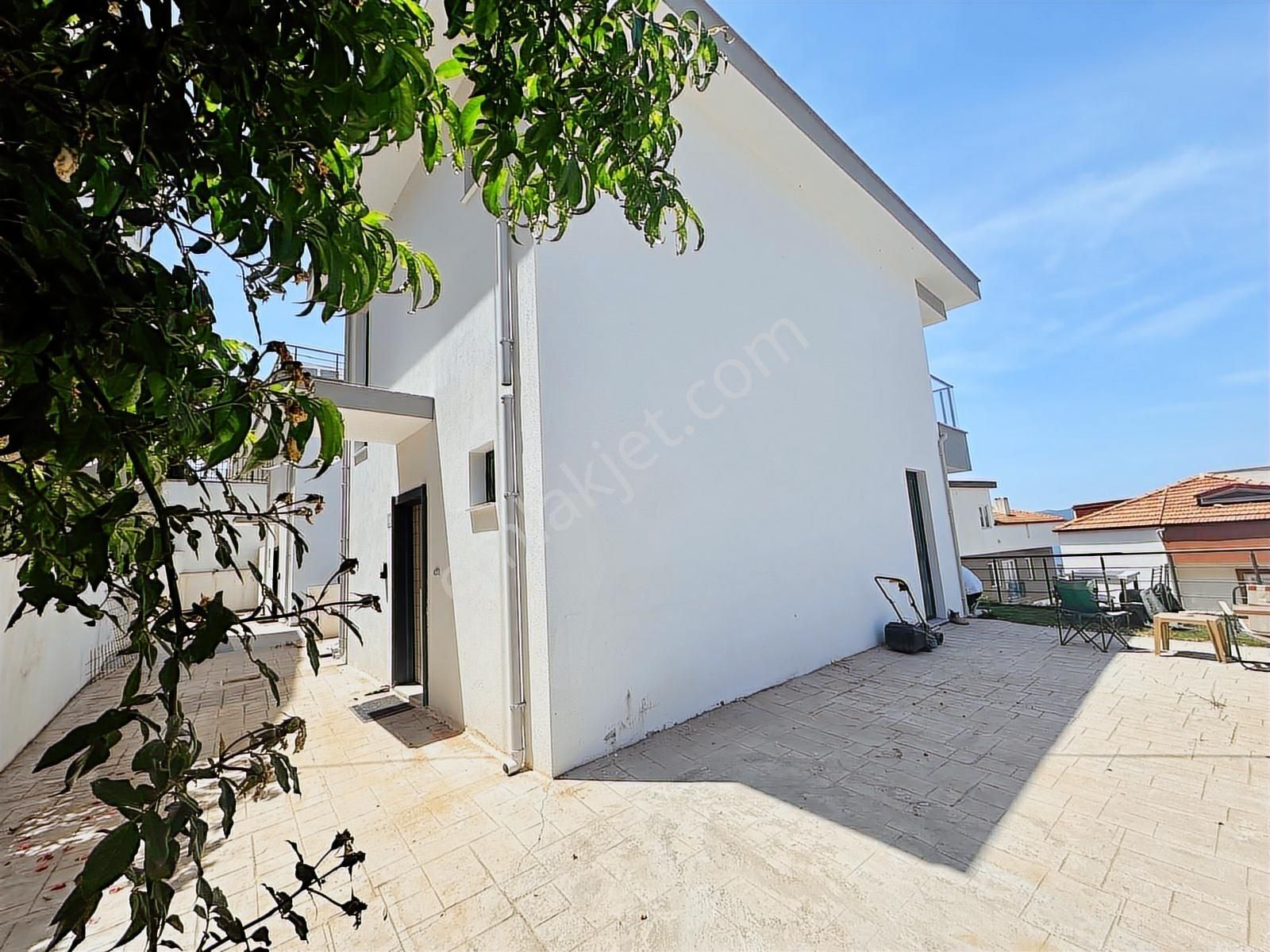 Milas Güllük Mahallesinde Satılık Müstakil Villa - Görsel 15