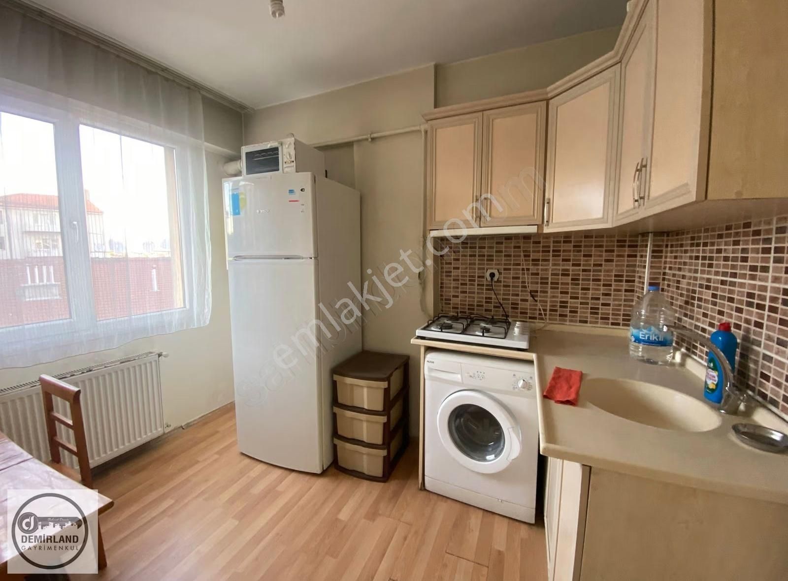 Demirland'dan Kiralık Fsm Bulvarında Kapalı Mutfaklı 1+1 Daire