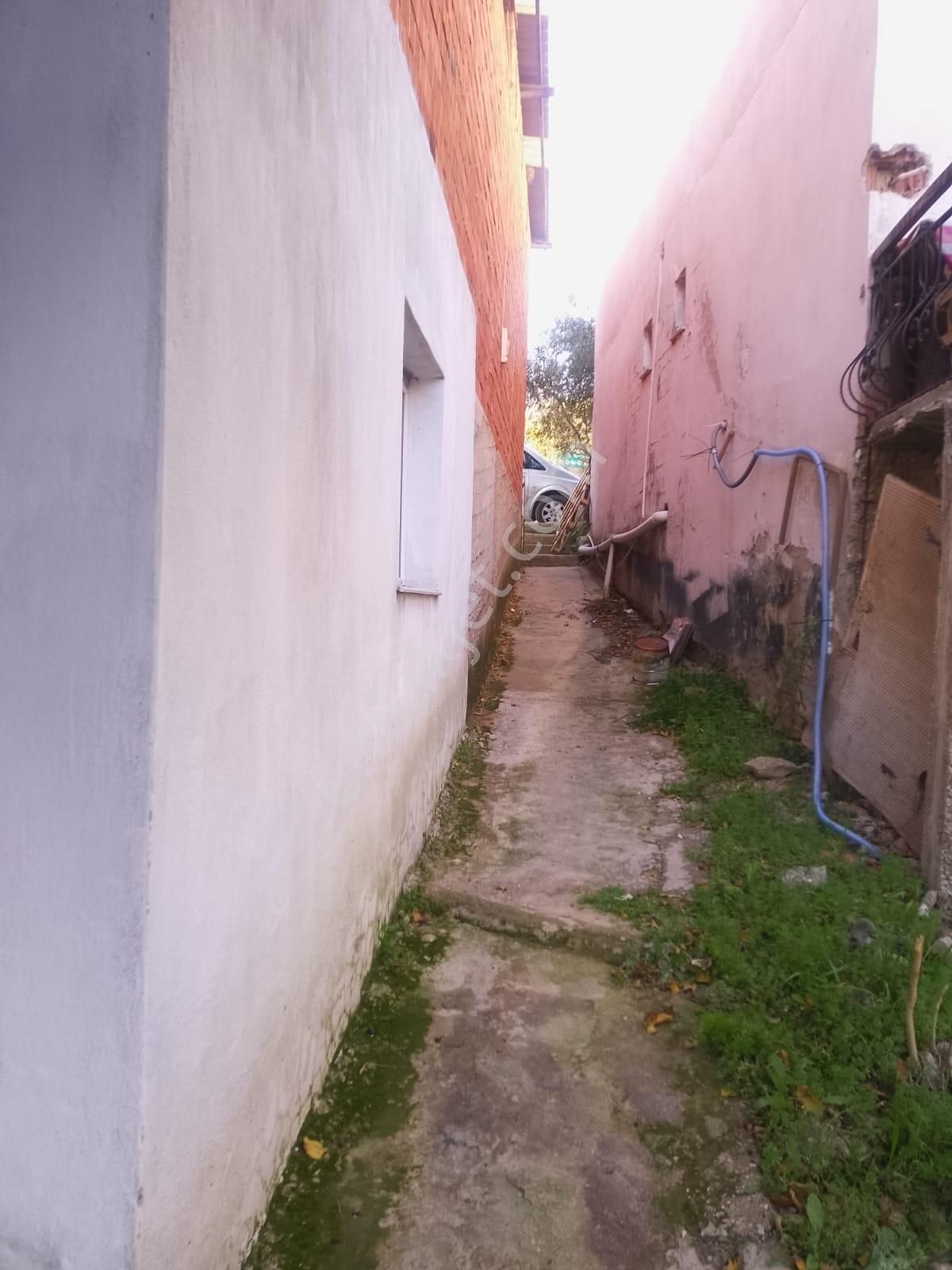 İlay Grouptan Torbalı Kuşçuburunda Satılık Dükkan - Görsel 6