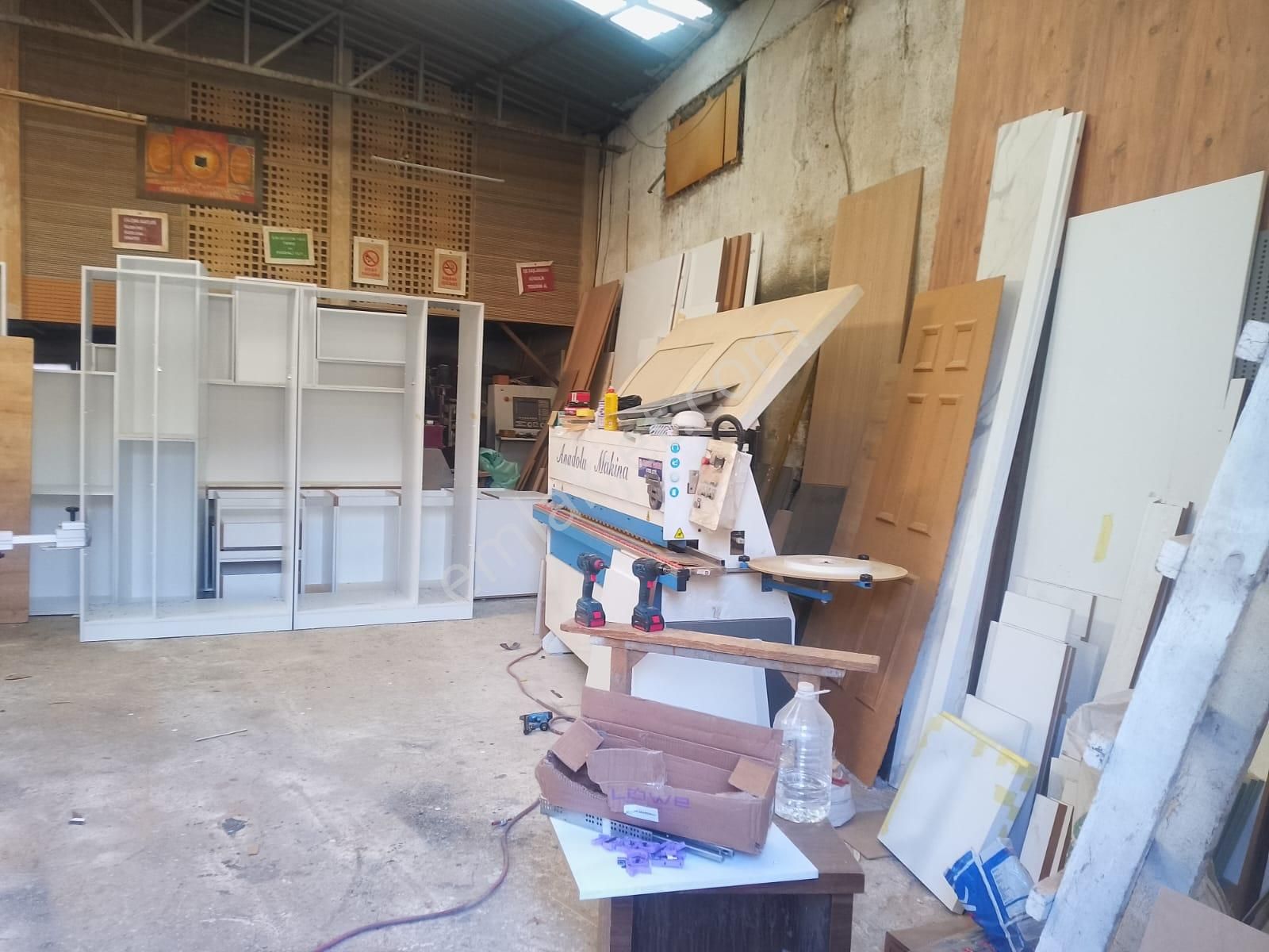 İlay Grouptan Torbalı Kuşçuburunda Satılık Dükkan - Görsel 3