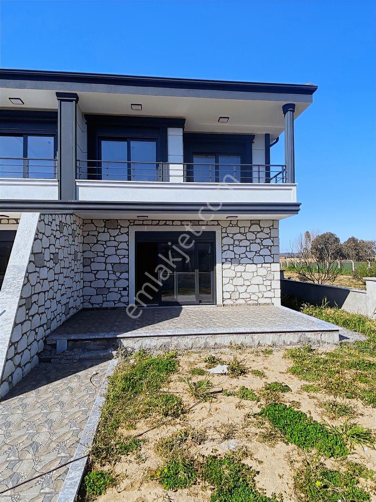 Rw Nefes'ten Altınova'da Denize Yürüme Mesafesinde 3+1 Villa - Görsel 6