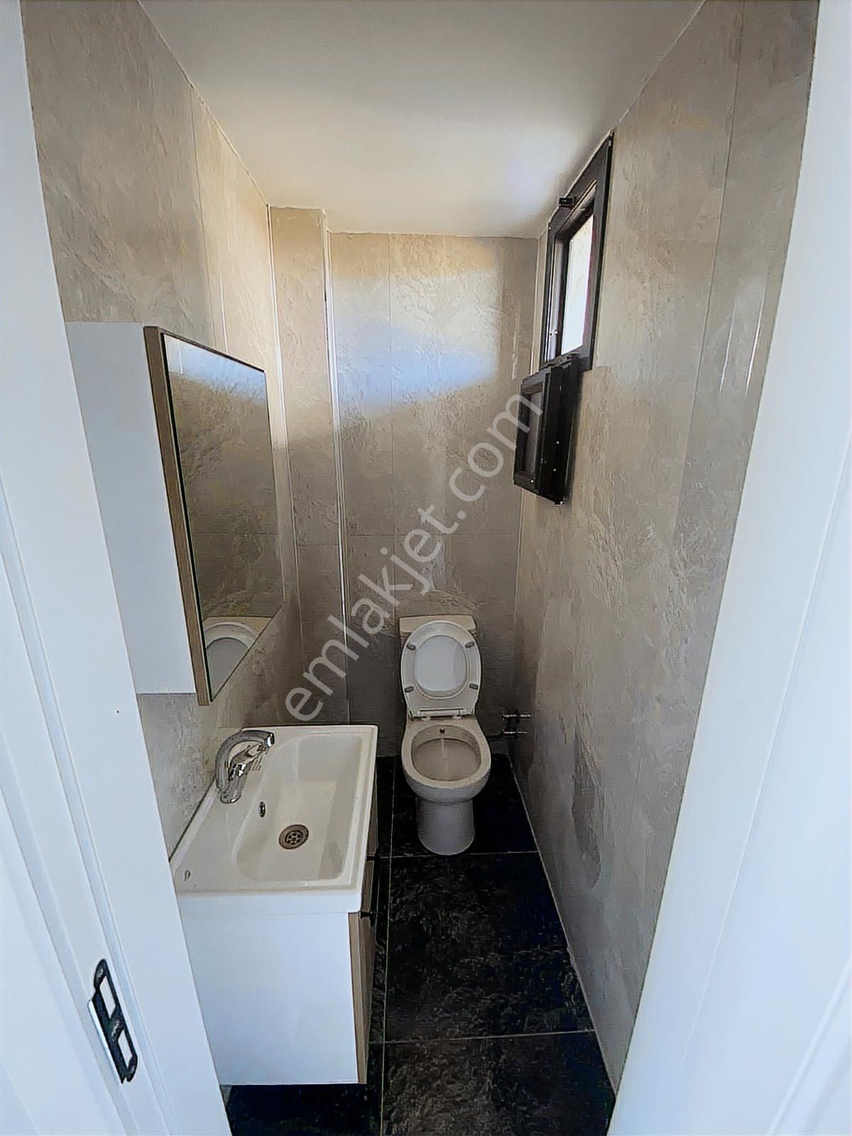 Rw Nefes'ten Altınova'da Denize Yürüme Mesafesinde 3+1 Villa - Görsel 20