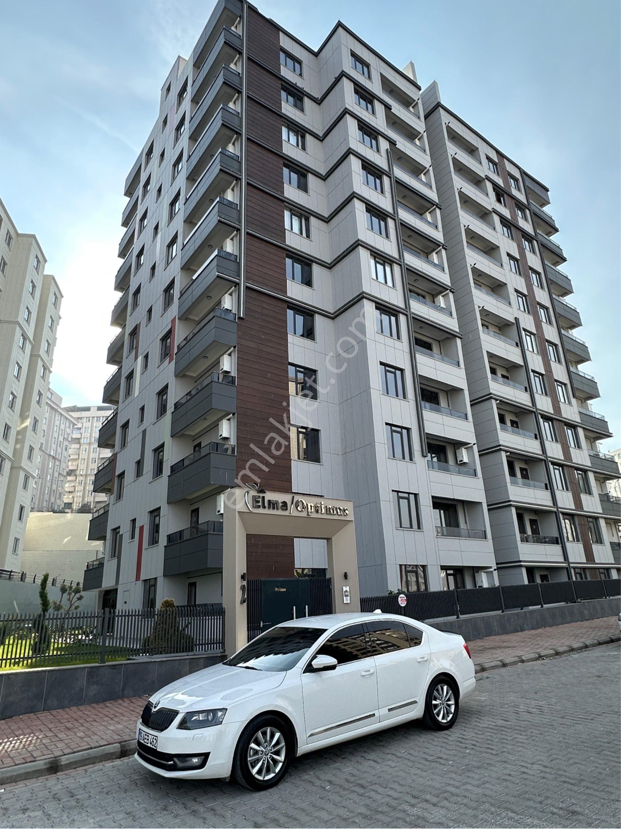 Kiralık Full Eşyalı Daire Çözüm Emlak’ta