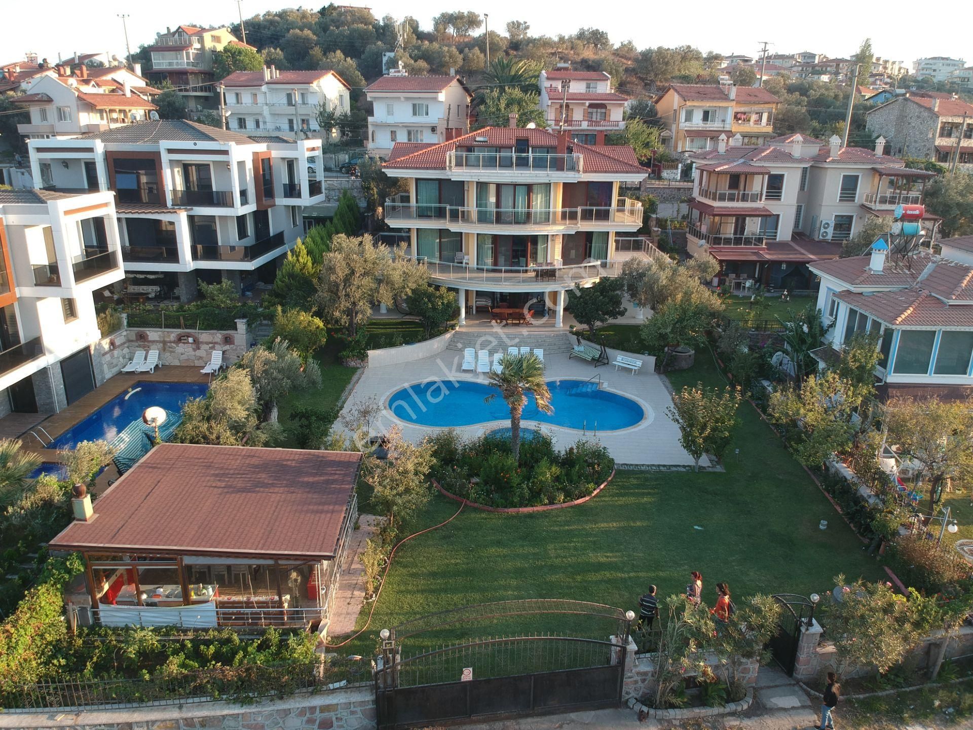 Balıkesir Ayvalık Ta Satılık Muhtesem Villa.denize Sıfır - Görsel 8