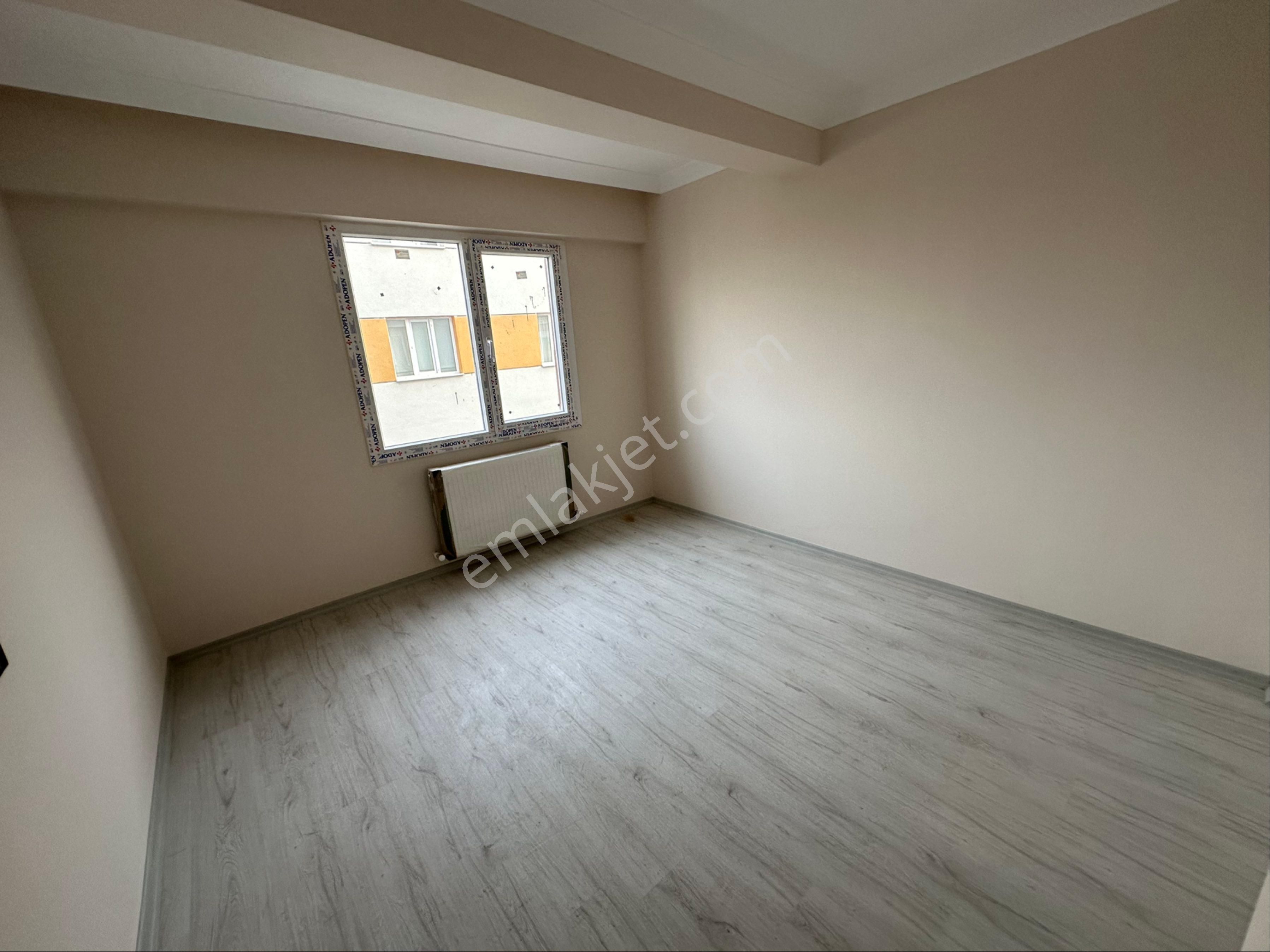 Efendi Mahallesinde Satılık 2+1 Ara Kat - Görsel 3