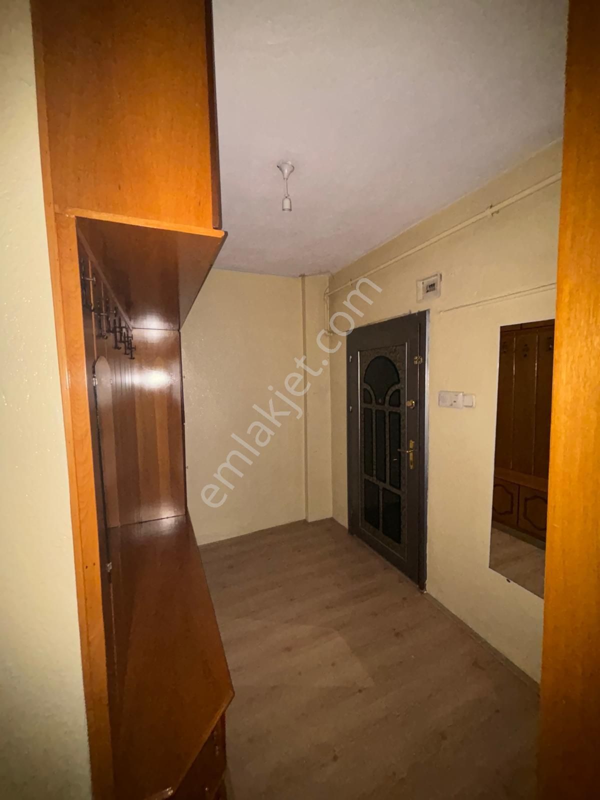 İsa Kavak Gayrimenkul’den Karatay Kalenderhane 2+1 Daire Kiralık - Görsel 2