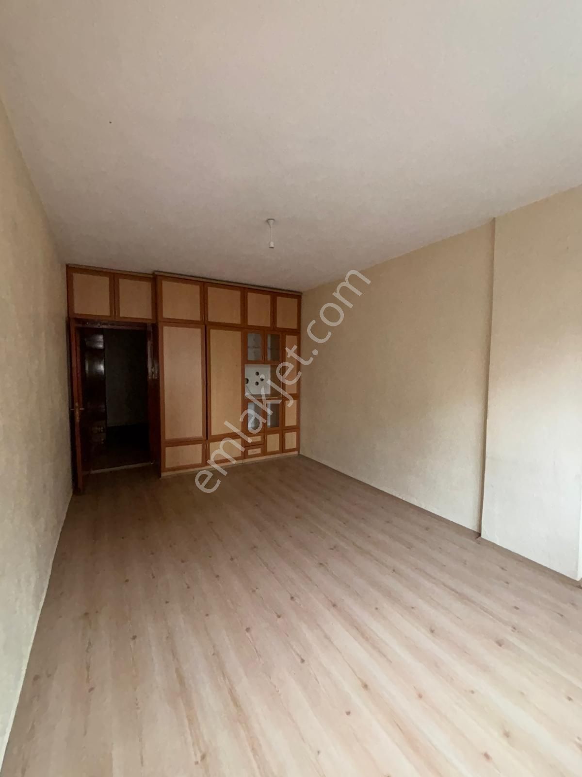 İsa Kavak Gayrimenkul’den Karatay Kalenderhane 2+1 Daire Kiralık - Görsel 4