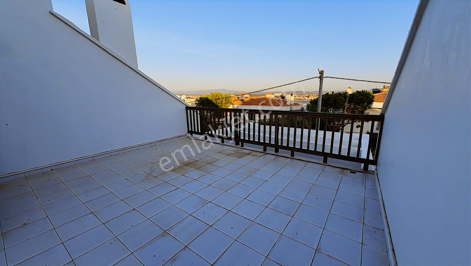 Era Angel'dan Ayvalık Lale Adasın'da 700m2 Arsa İçinde Müstakil - Görsel 18