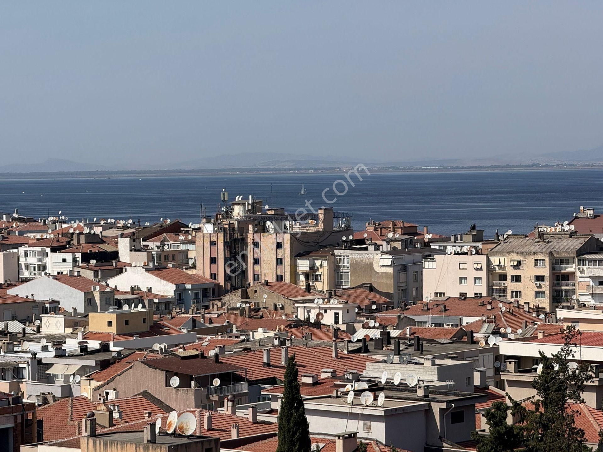 Amerikan Koleji Yanı Full Deniz Manzaralı 3+1 Asansörlü Daire