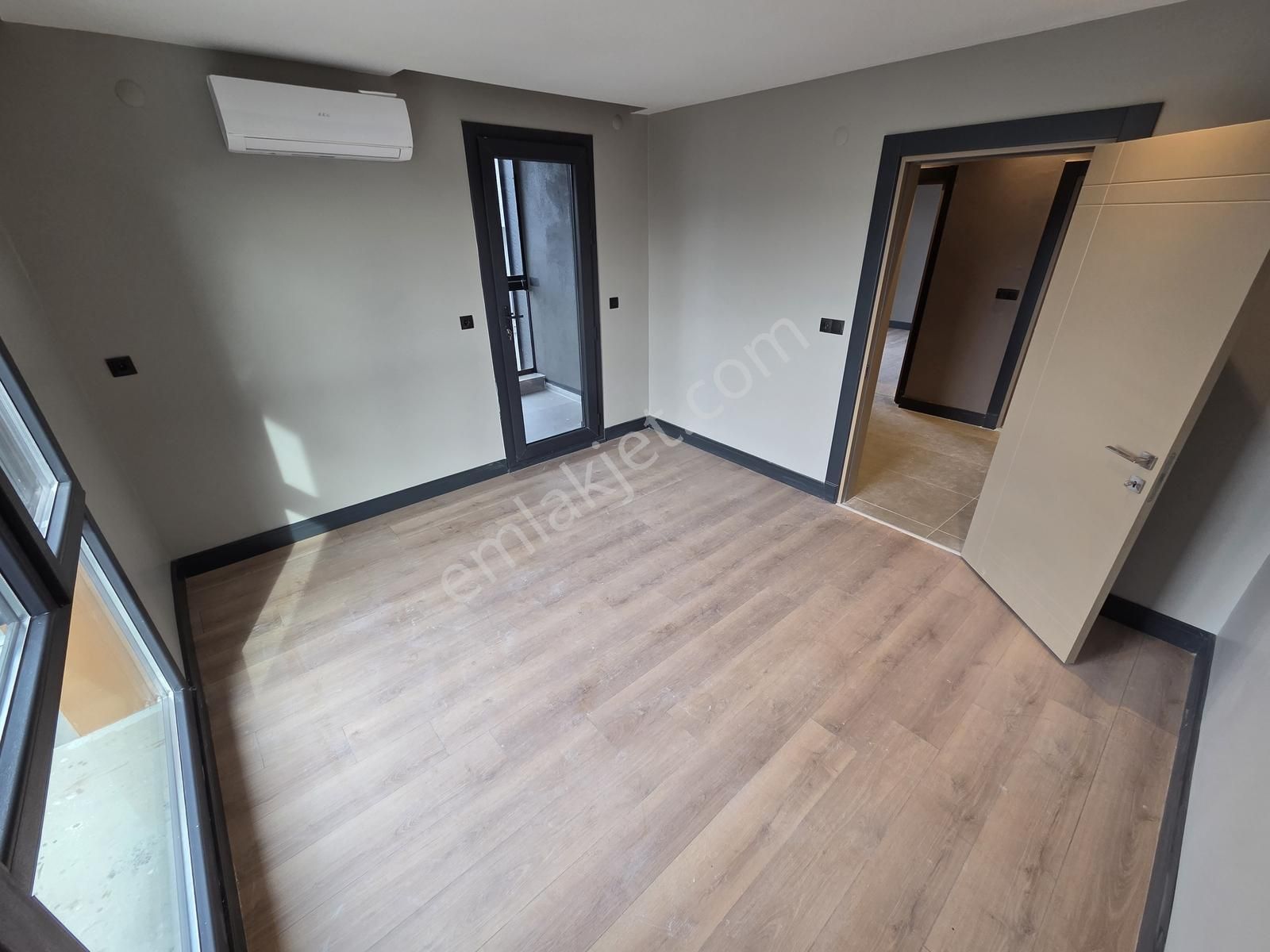 Mirden Bahçelievler'de Nitelikli Yaşam Sunan Sıfır 3+1 Dublex - Görsel 2