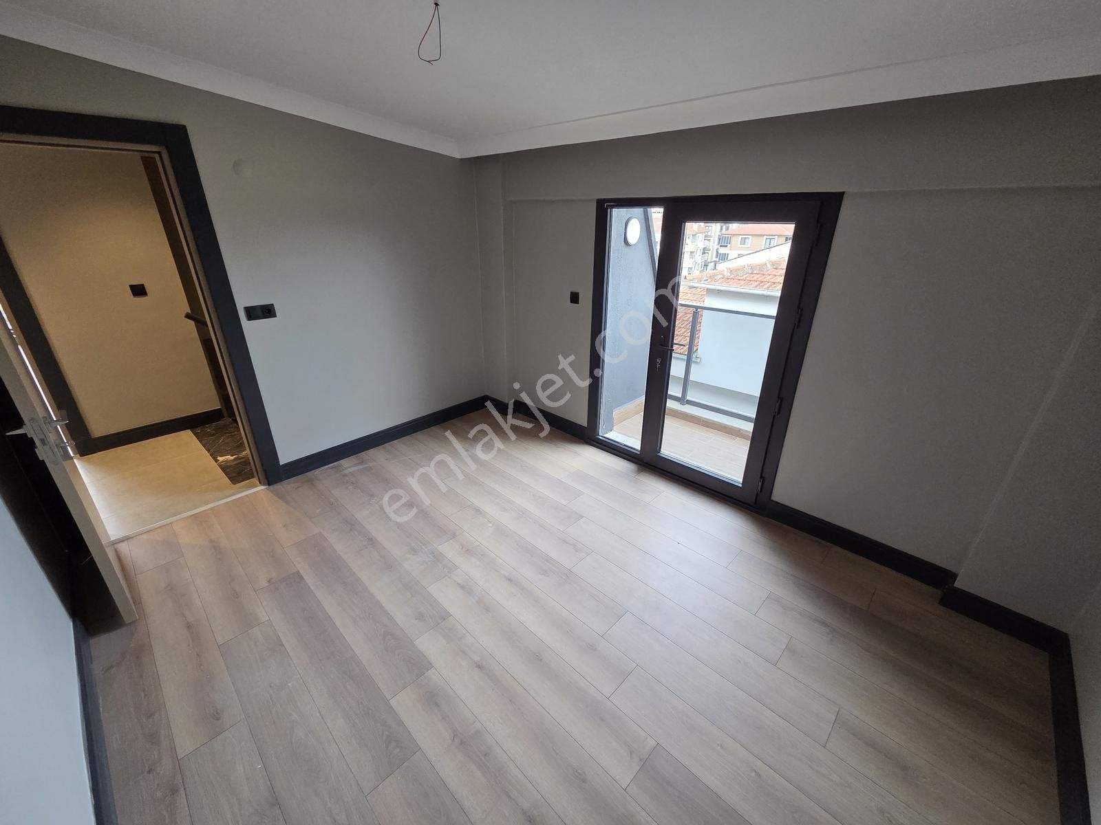 Mirden Bahçelievler'de Nitelikli Yaşam Sunan Sıfır 3+1 Dublex - Görsel 19