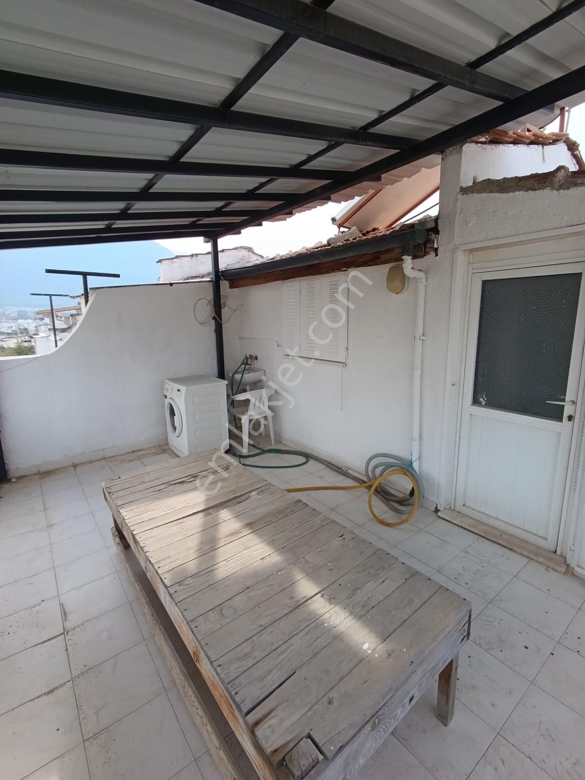 Kuşadası Güzelçamlı"da Denize 550 M. Cadde Üzeri Satılık Villa.. - Görsel 22