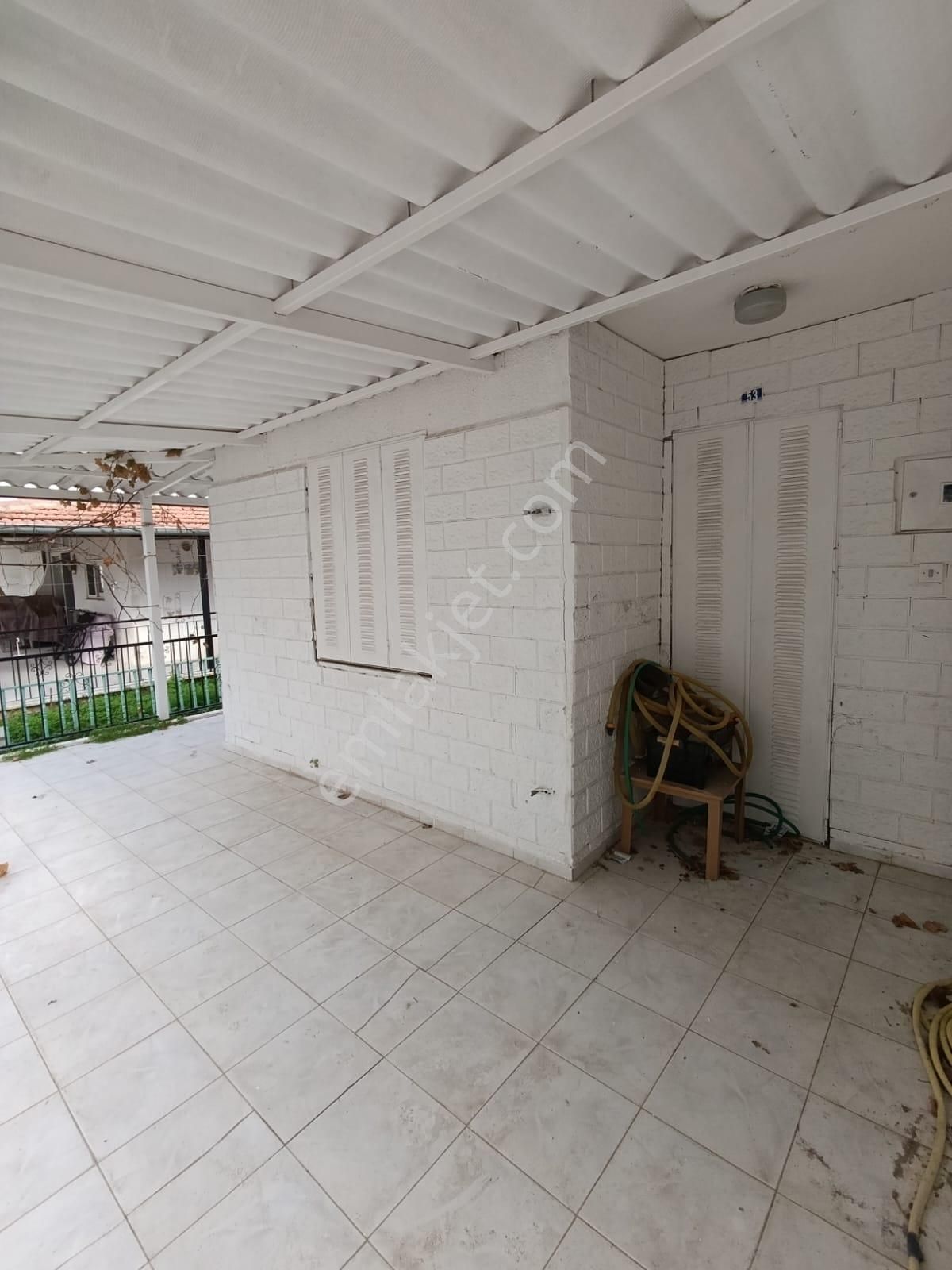 Kuşadası Güzelçamlı"da Denize 550 M. Cadde Üzeri Satılık Villa.. - Görsel 16