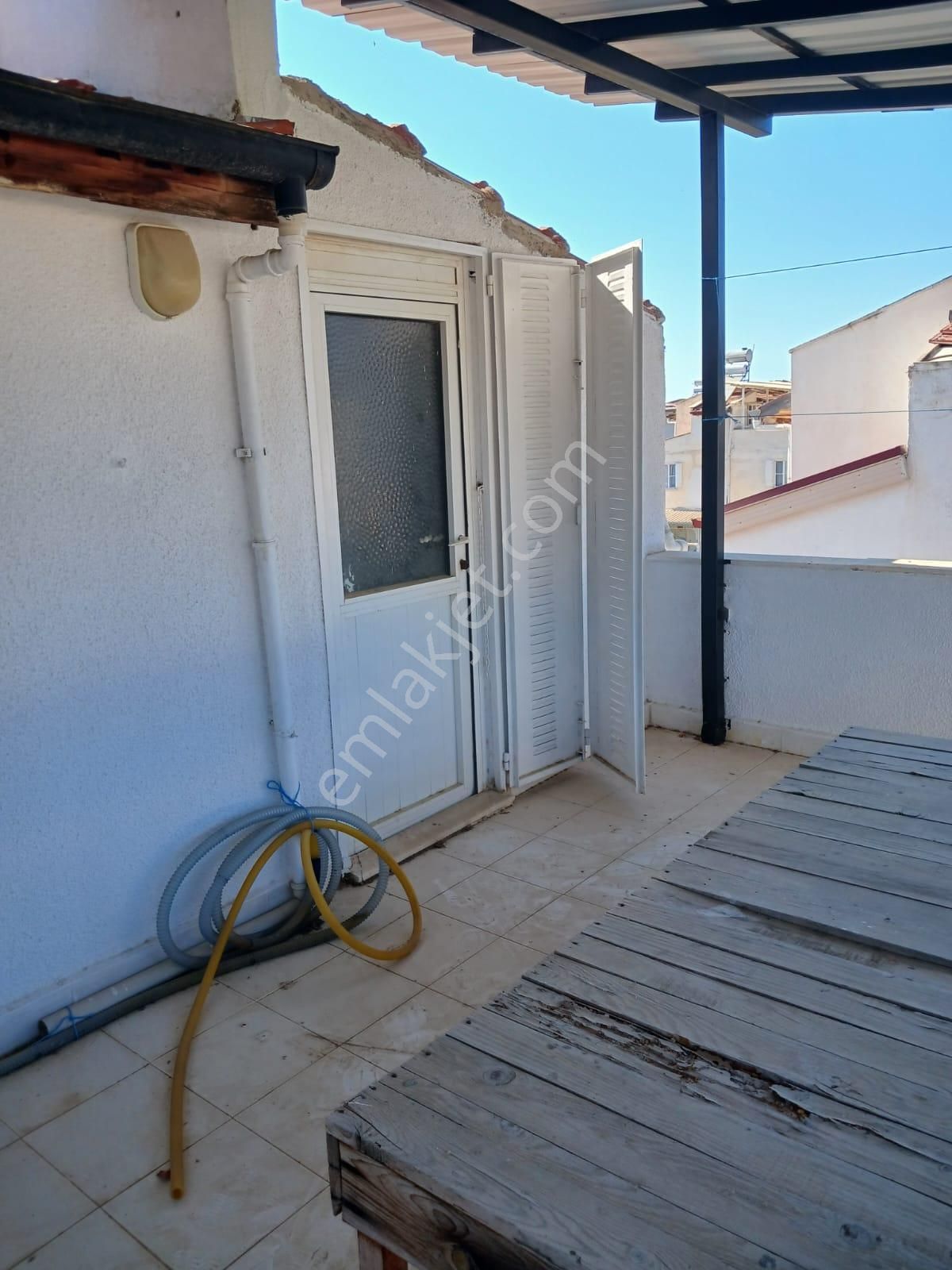 Kuşadası Güzelçamlı"da Denize 550 M. Cadde Üzeri Satılık Villa.. - Görsel 24