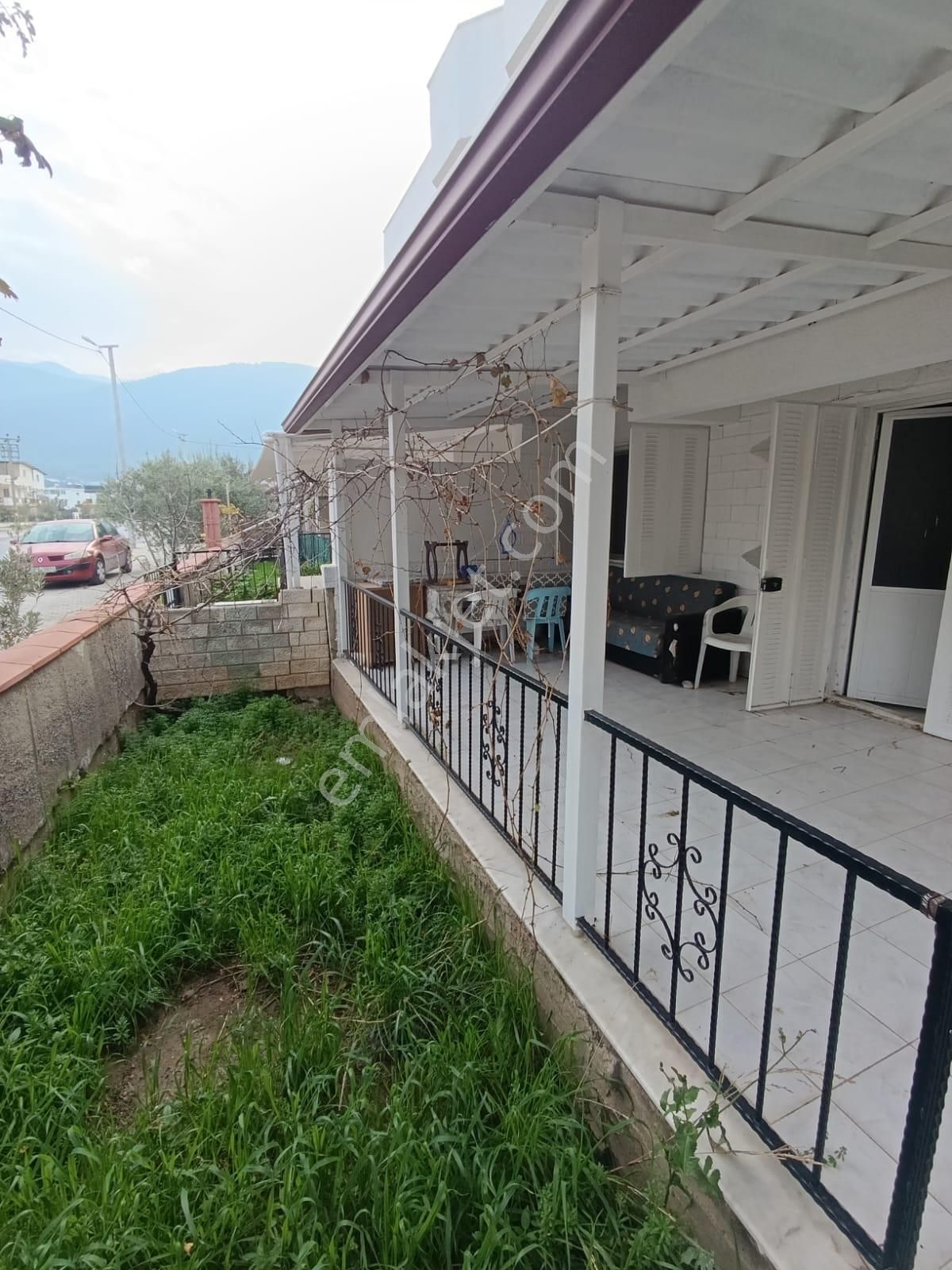 Kuşadası Güzelçamlı"da Denize 550 M. Cadde Üzeri Satılık Villa.. - Görsel 4