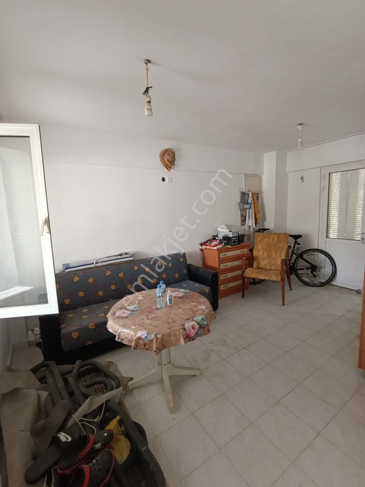 Kuşadası Güzelçamlı"da Denize 550 M. Cadde Üzeri Satılık Villa.. - Görsel 12