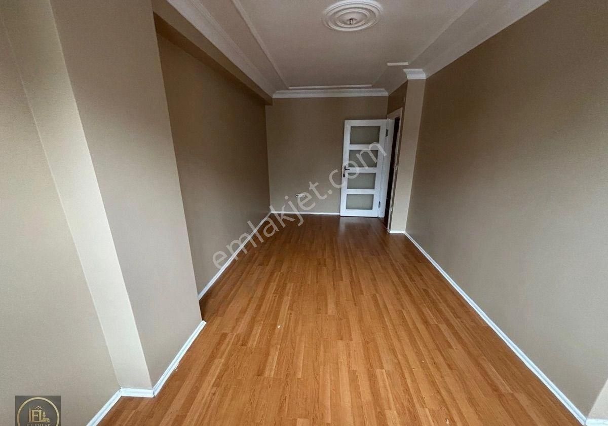 F-l Emlaktan Ümraniye Metro Yakını 5+2 Çift Teraslı Dublex Daire - Görsel 16