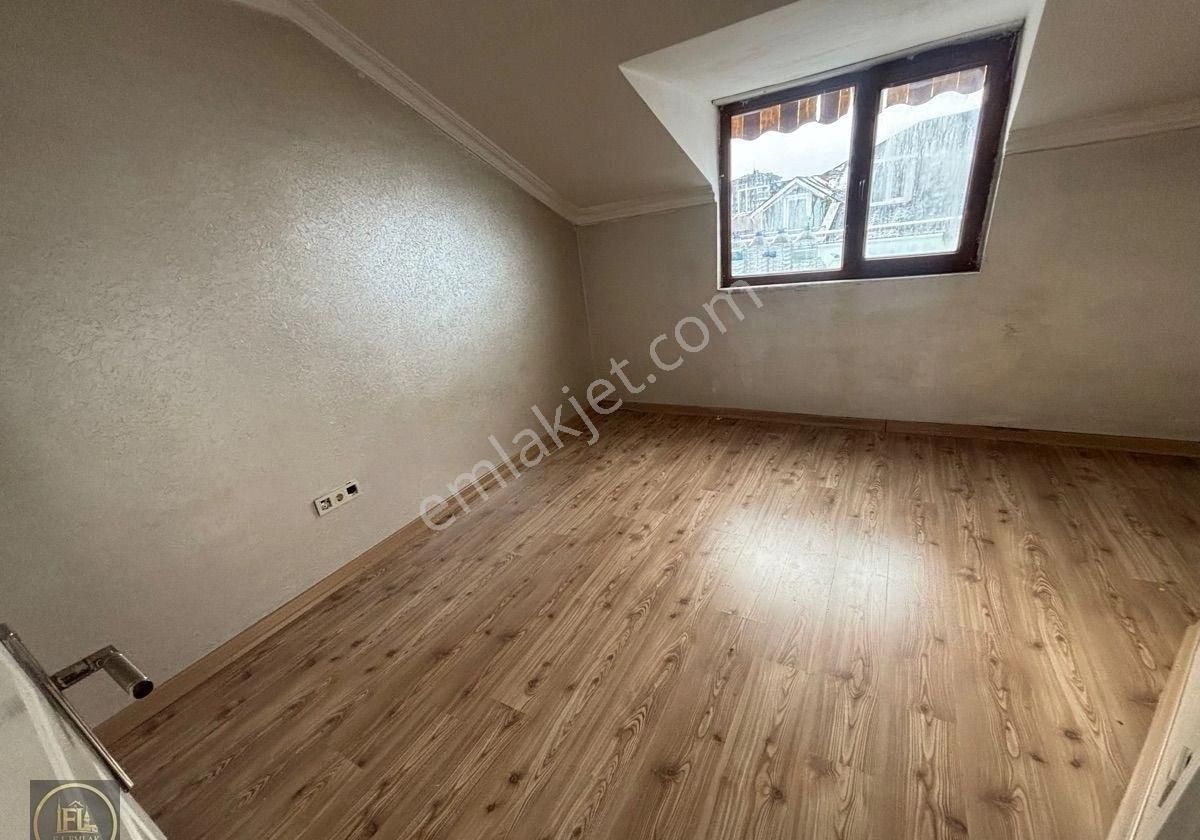 F-l Emlaktan Ümraniye Metro Yakını 5+2 Çift Teraslı Dublex Daire - Görsel 31