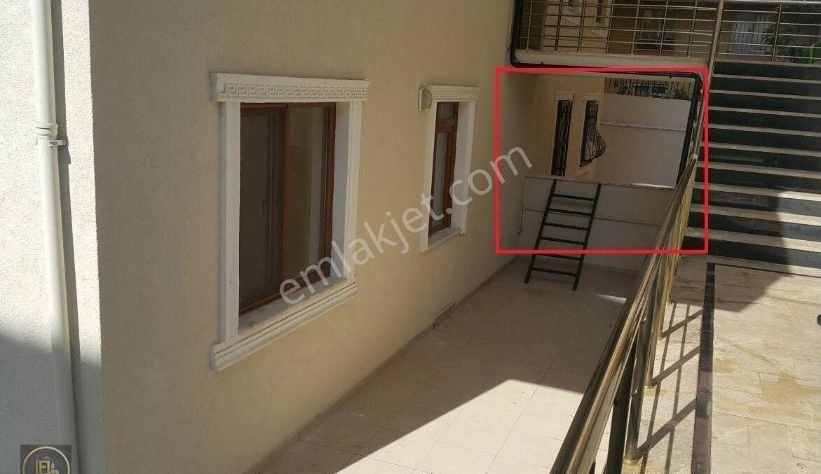F-l Emlaktan Bulgurlu Libadiye Dsi Emaar Yakını 2+1 Bahçe Kat 25 Bin Kiracılı - Görsel 18