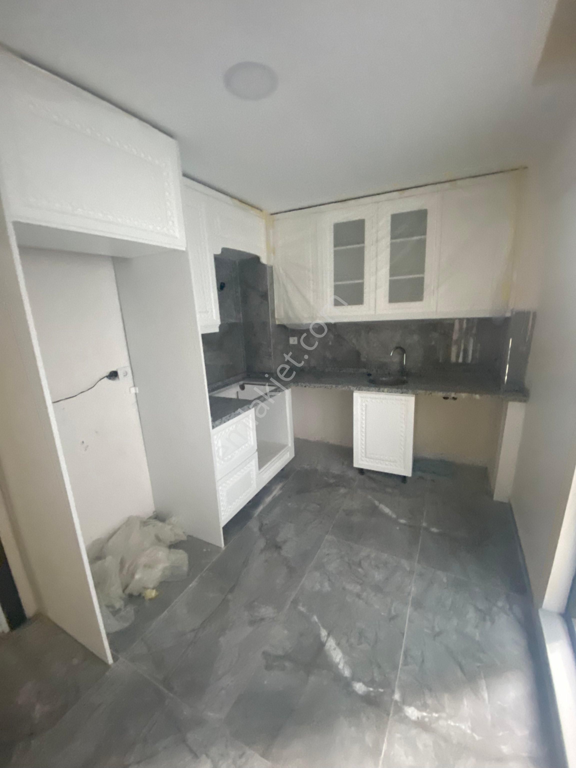 Cihangir Emlaktan Yeşilyaylada Satılık 3 Katlı Satılık Müstakil Bina - Görsel 3