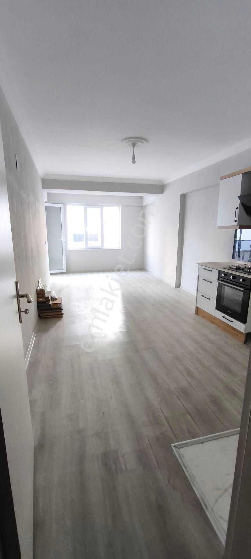 Sahibinden Merkezde Pazaryeri Yakını Kiralık 1+1 - Görsel 2