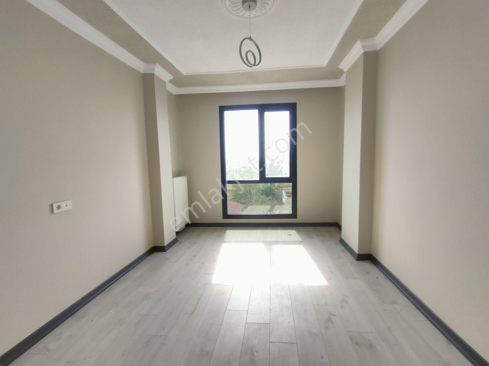 Kartallar'dan Deniz Tarafında Kocaman Bahçeli Lüks Ve Şık Yazlık - Görsel 27