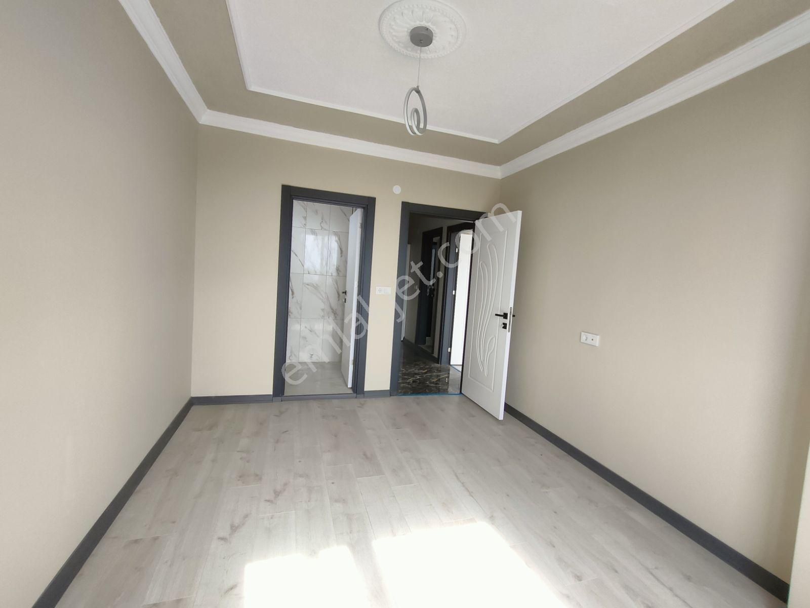 Kartallar'dan Deniz Tarafında Kocaman Bahçeli Lüks Ve Şık Yazlık - Görsel 28