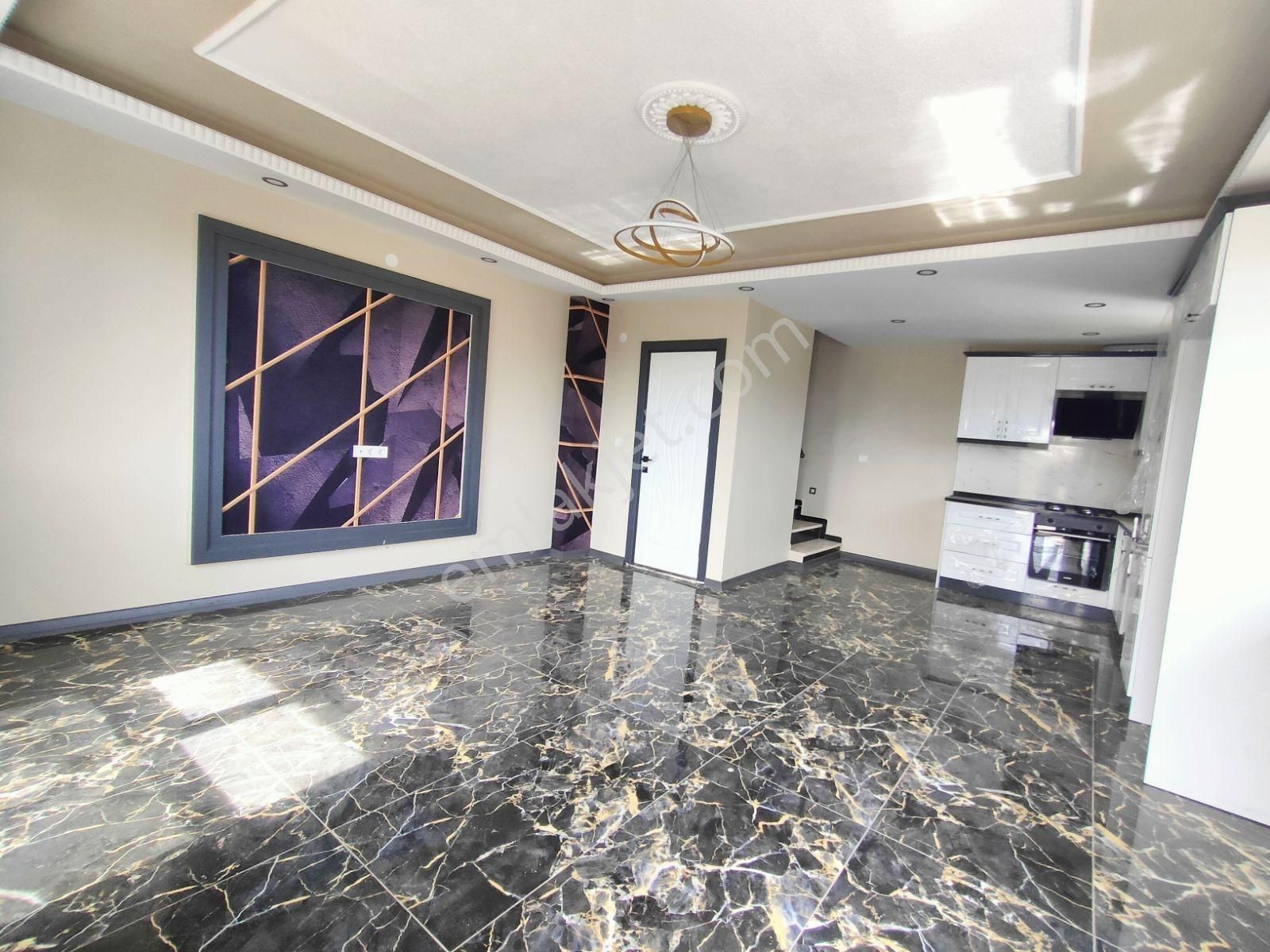 Kartallar'dan Deniz Tarafında Kocaman Bahçeli Lüks Ve Şık Yazlık - Görsel 11