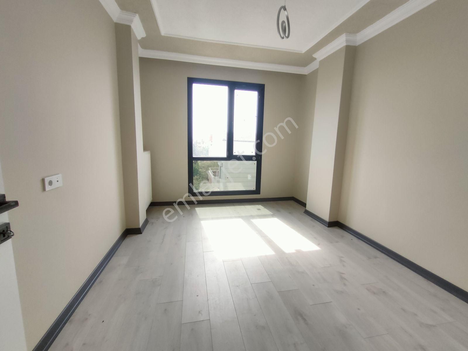 Kartallar'dan Deniz Tarafında Kocaman Bahçeli Lüks Ve Şık Yazlık - Görsel 31