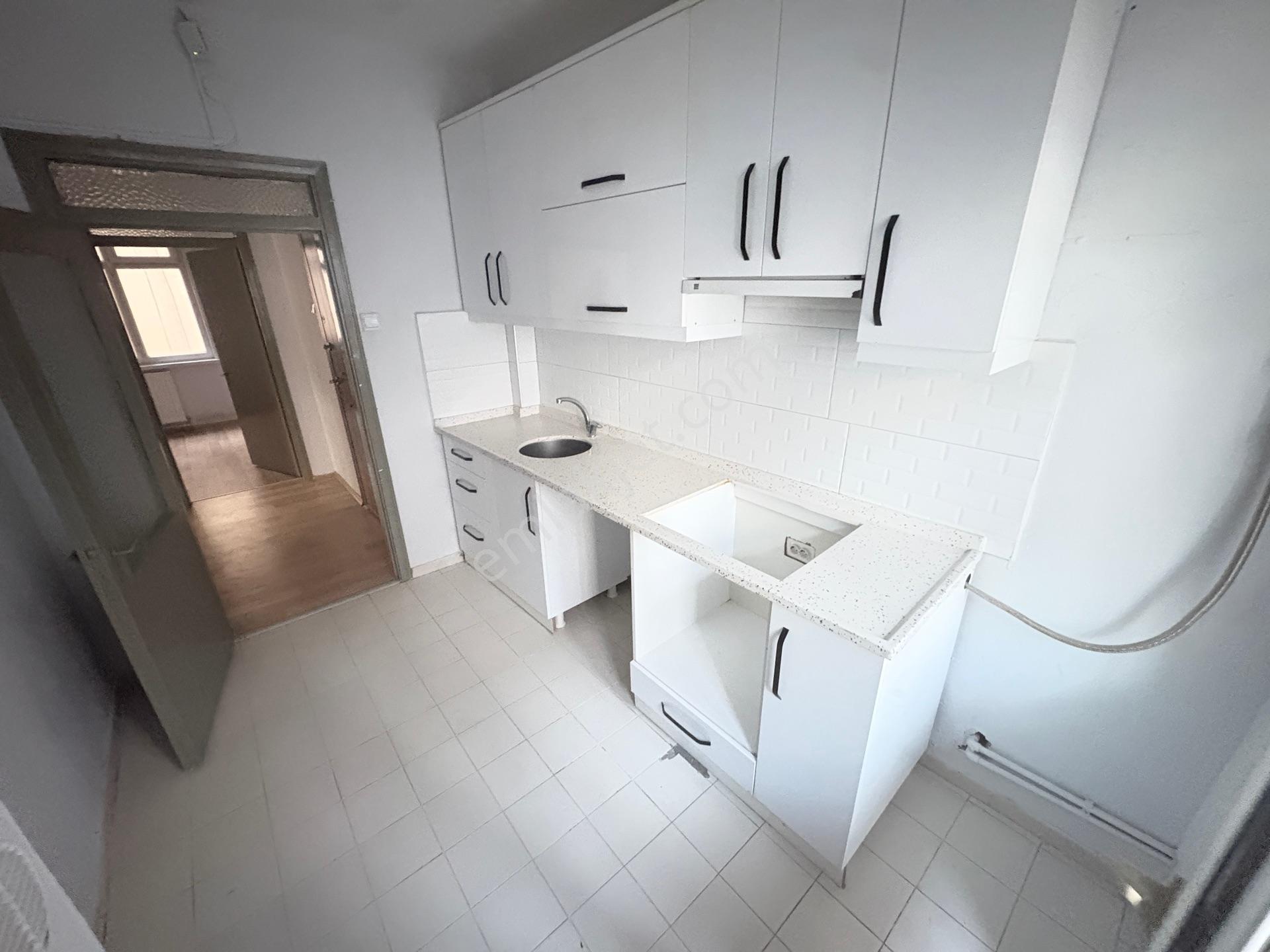 Marmara'dan Abdurrahman Mah 2+1 Kiralık Daire - Görsel 6