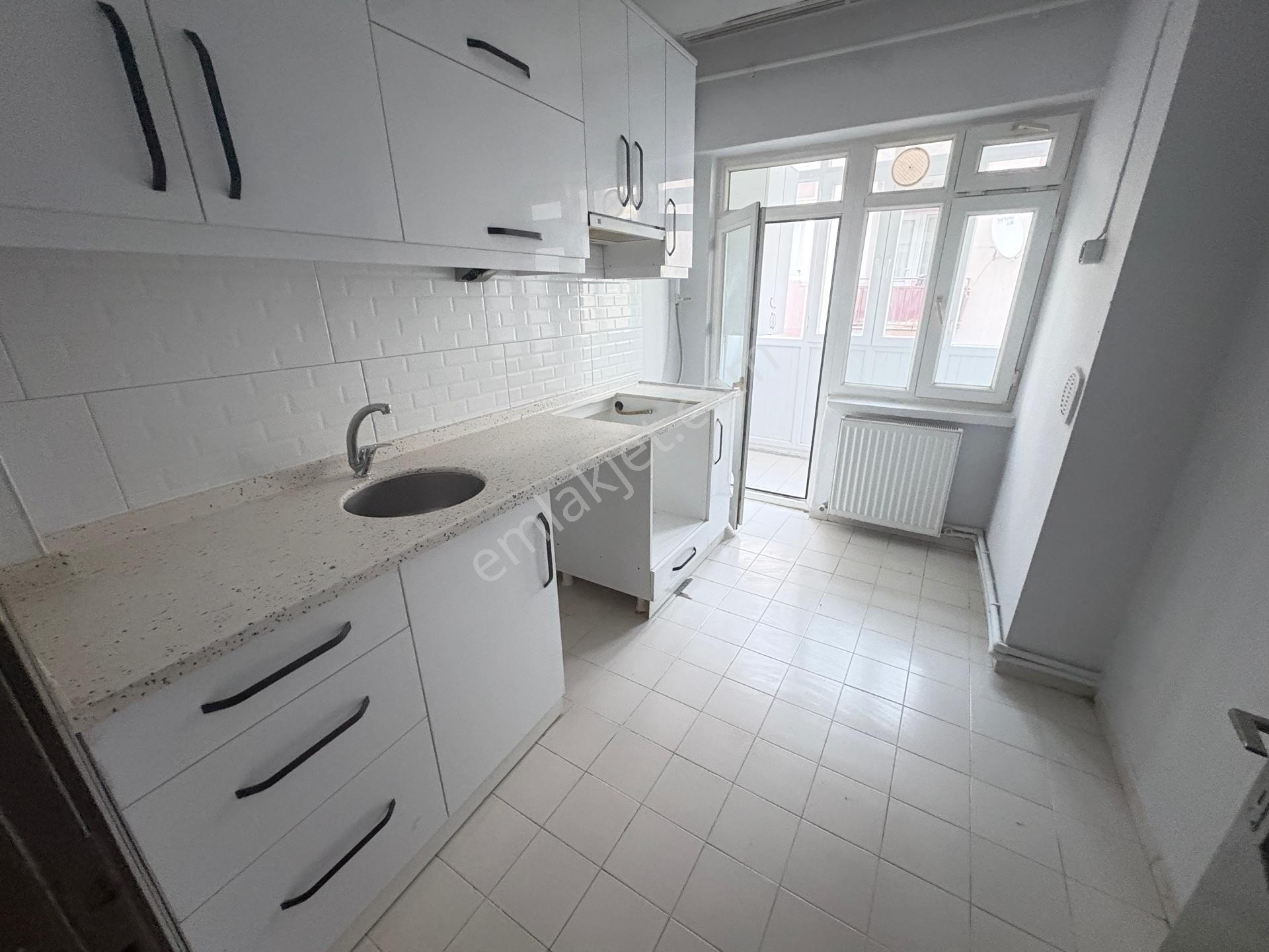 Marmara'dan Abdurrahman Mah 2+1 Kiralık Daire - Görsel 3