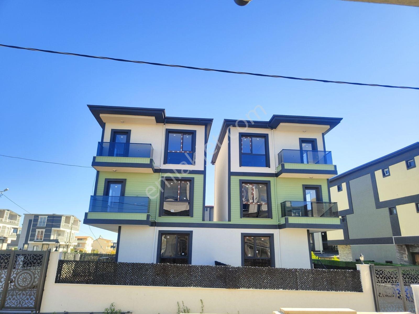 Köşe Başı Büyük Bahçeli Ayrık İkiz Villa #kartallar'dan# - Görsel 25