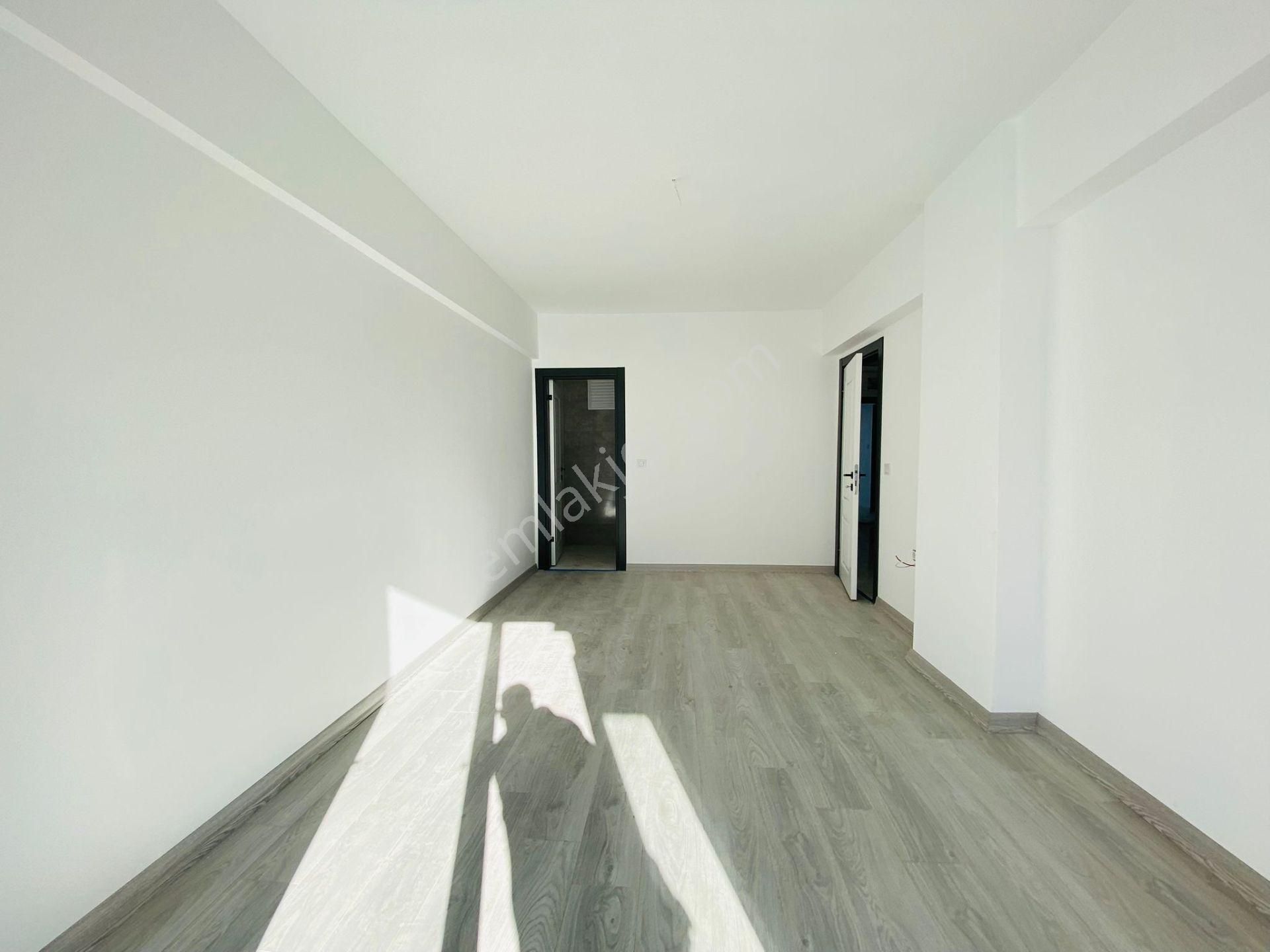 Boğaziçi Samsun Yolu Cephe Sıfır Bina Katta Satılık 3+1 Daire !!! - Görsel 20