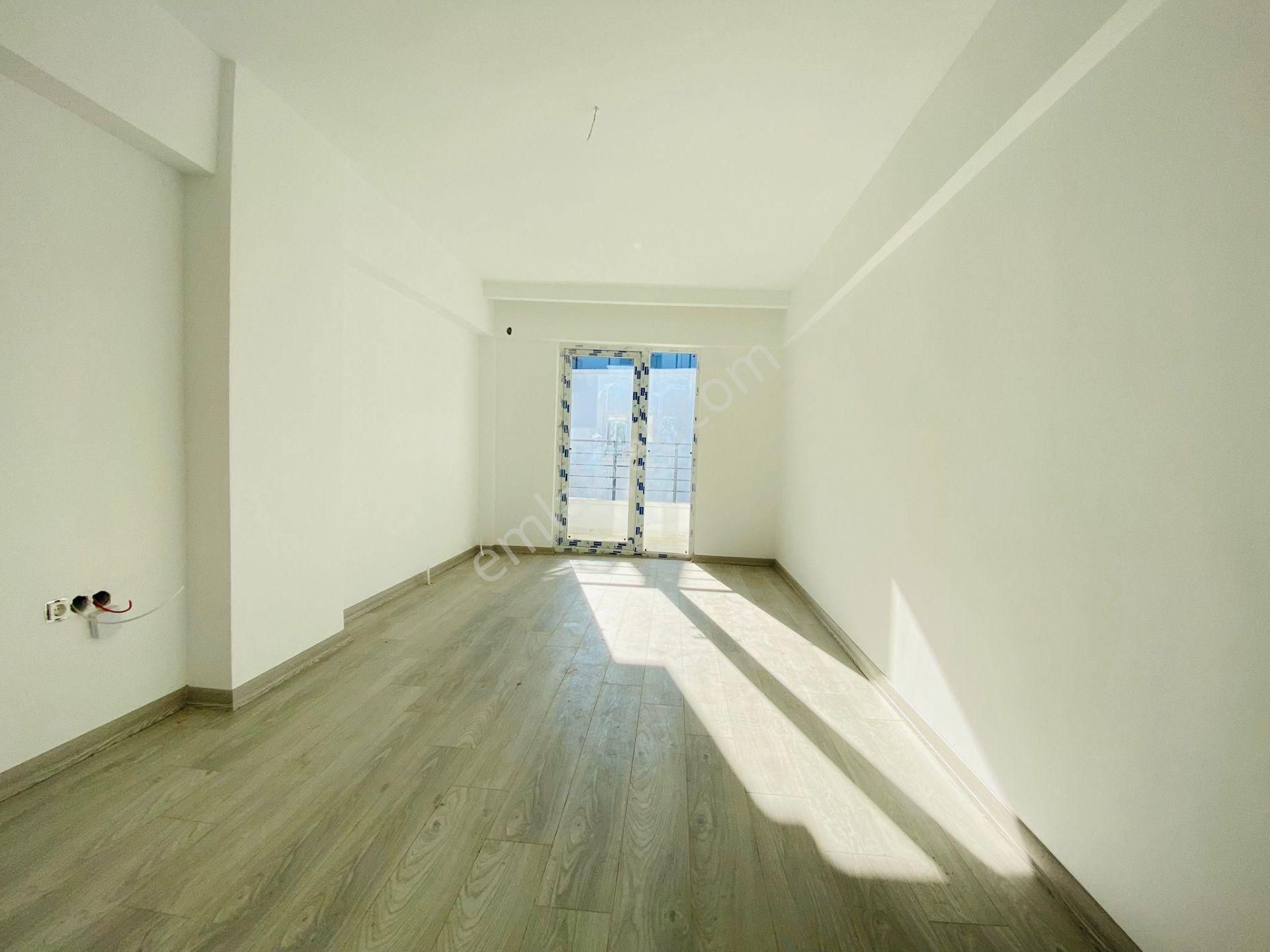 Boğaziçi Samsun Yolu Cephe Sıfır Bina Katta Satılık 3+1 Daire !!! - Görsel 18