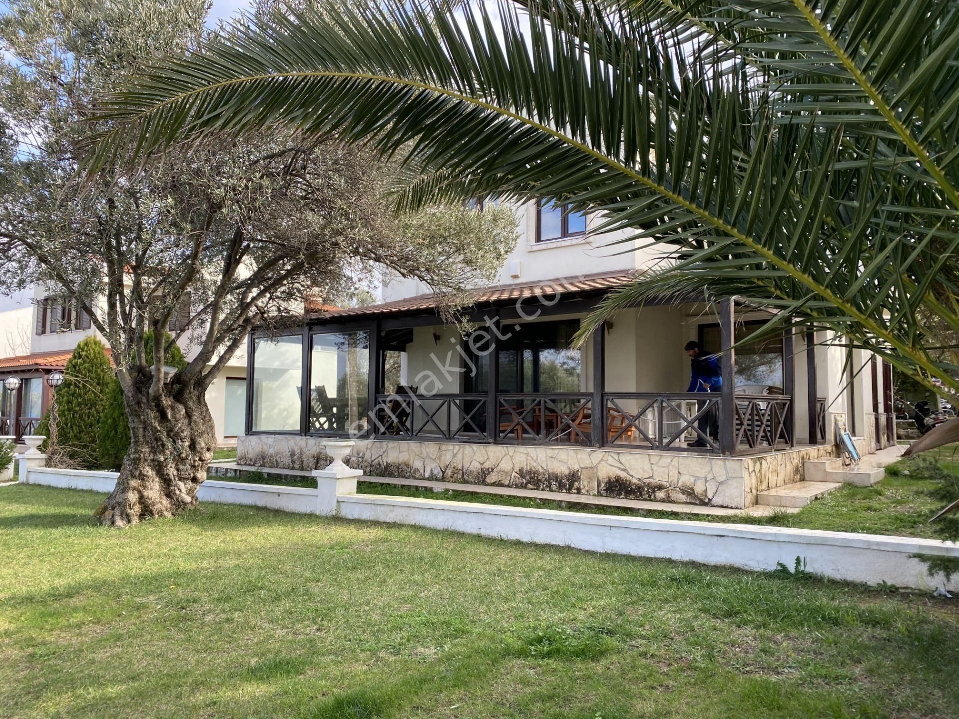 Balıkesir Ayvalık Ta Satılık Muhtesem Villa.denize Sıfır. - Görsel 21