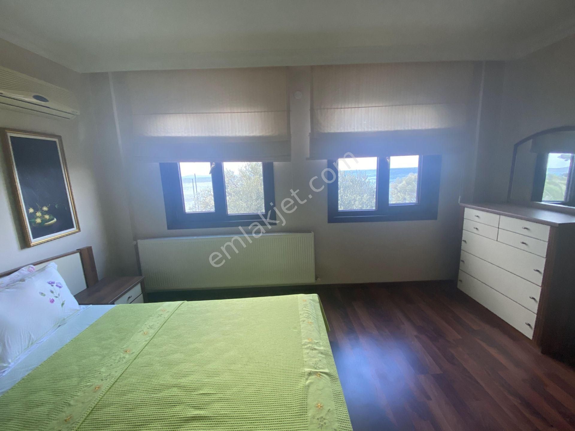 Balıkesir Ayvalık Ta Satılık Muhtesem Villa.denize Sıfır. - Görsel 13